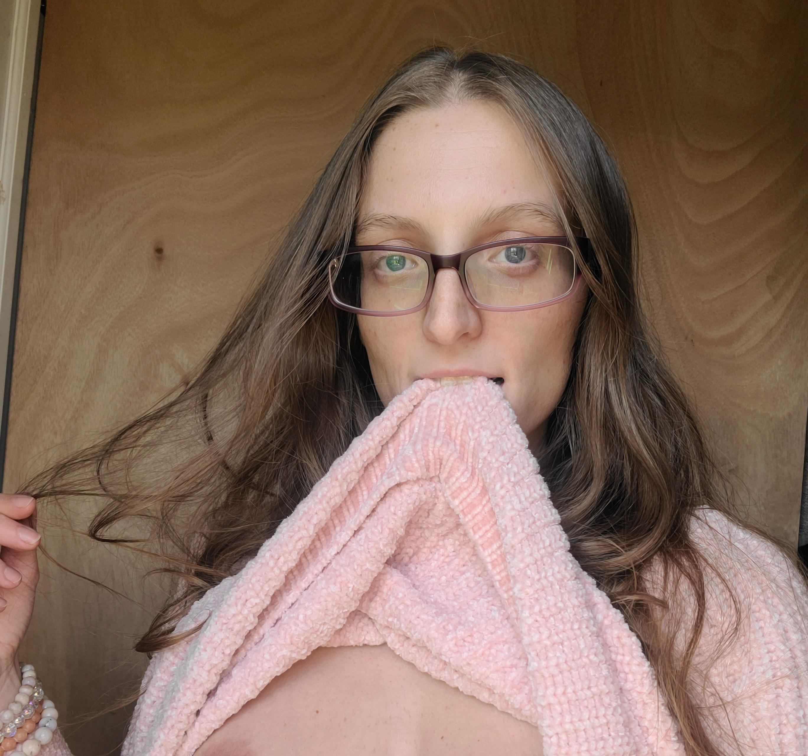 smoke 🫦 profile image