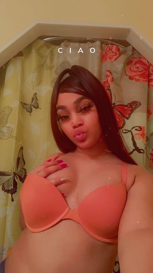 EroticFantasies69 profile image