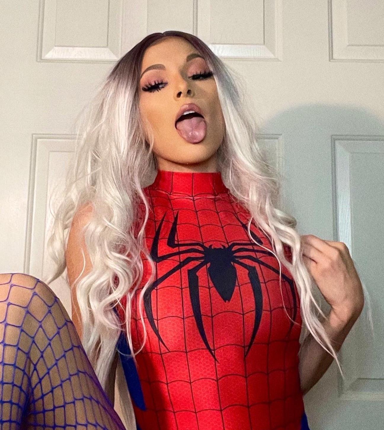 Carlee Coxx 👱🏼‍♀️ profile image