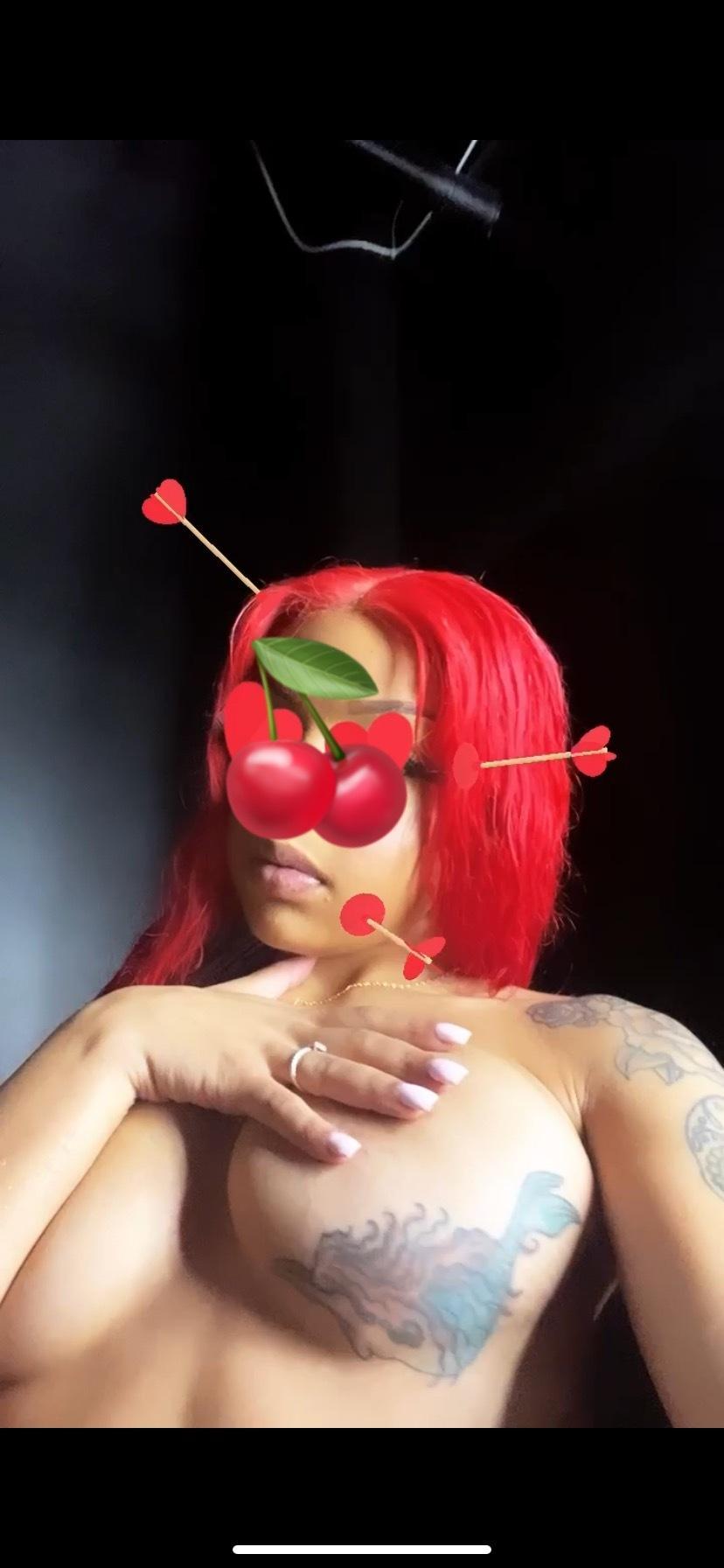 🍒 Eye-Candy 💦🫧 profile image