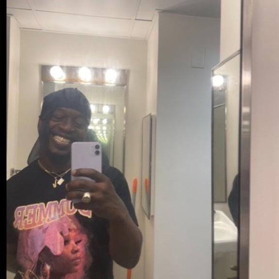 IM LIKE 5’6,DICK 7’8 profile image