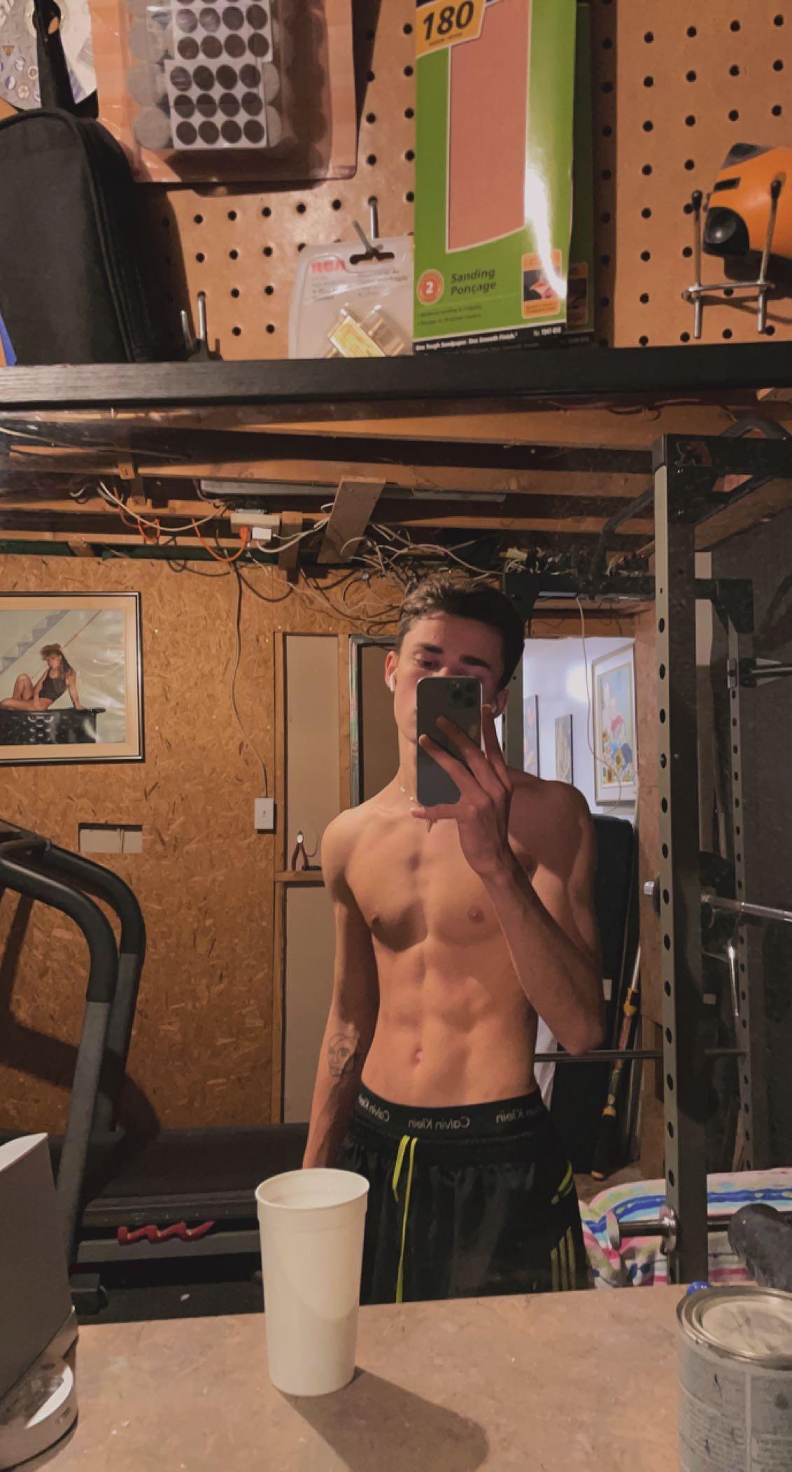 Mackndzi profile image