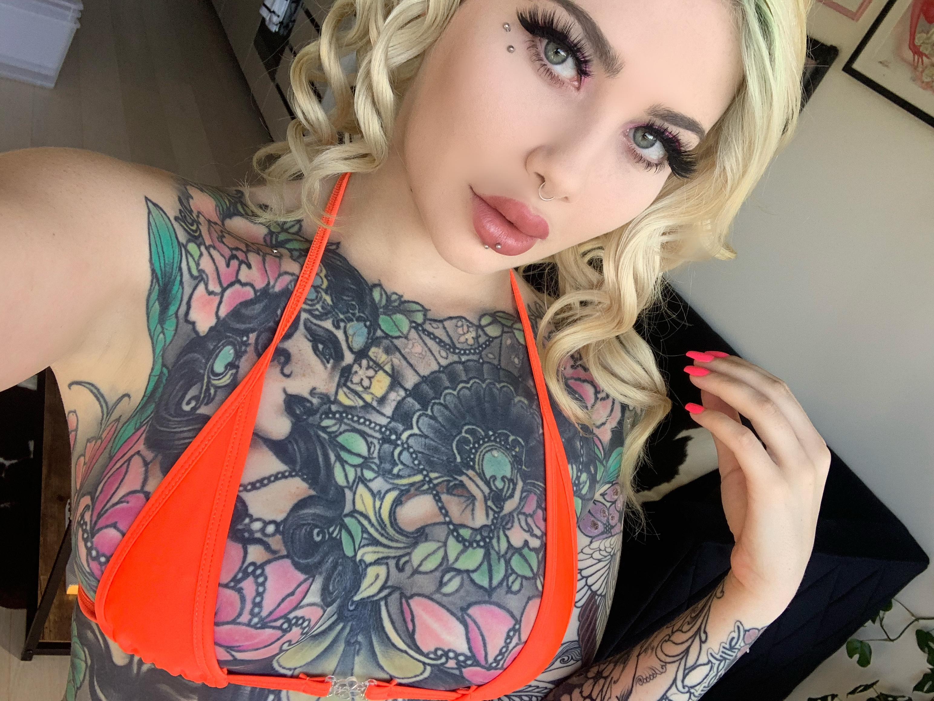 Tattooed Girl Next Door profile image