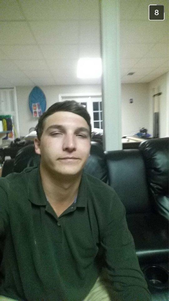 Dudes gripping food profile image