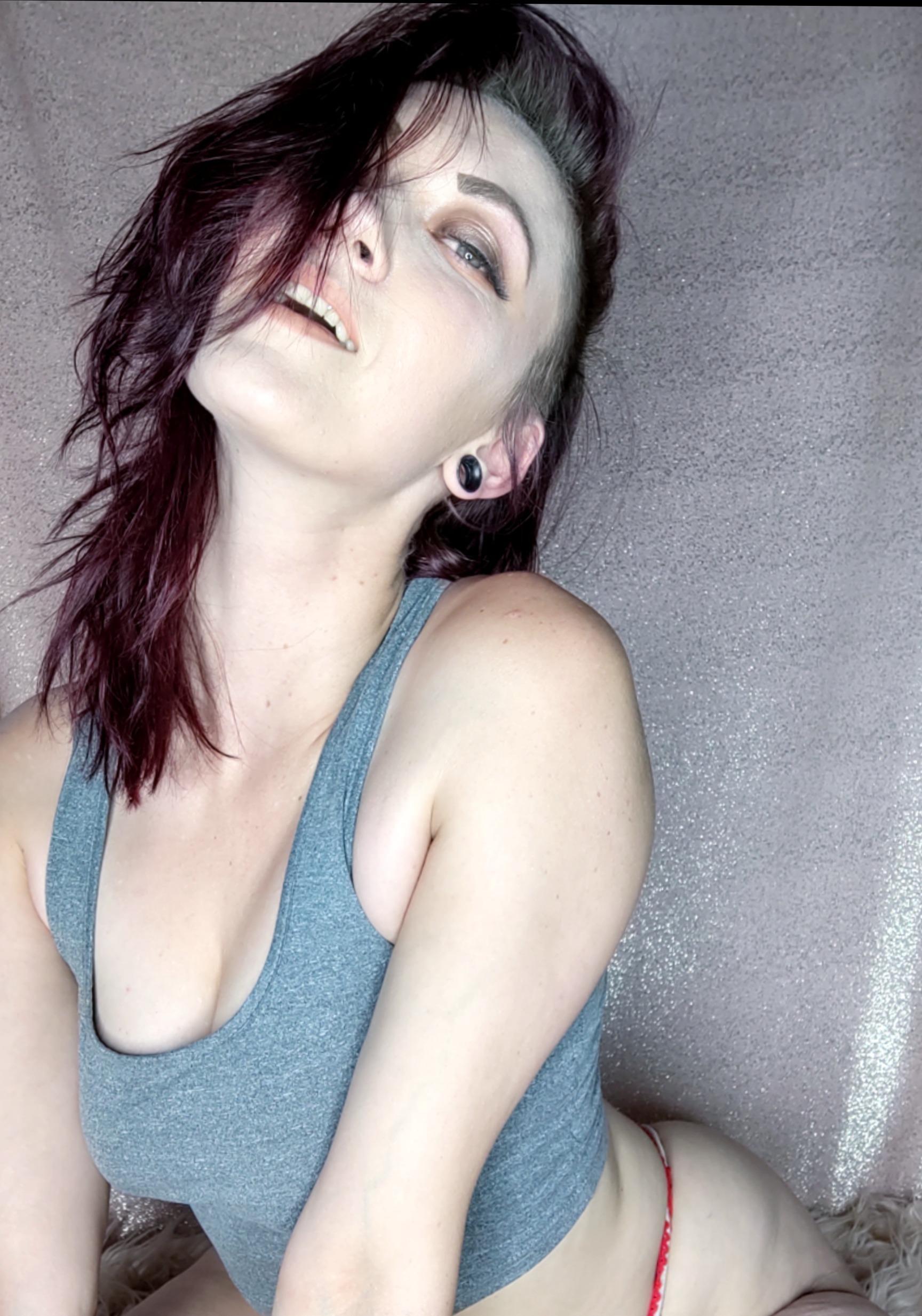 🍑 Sweet Peach 💦💦 profile image