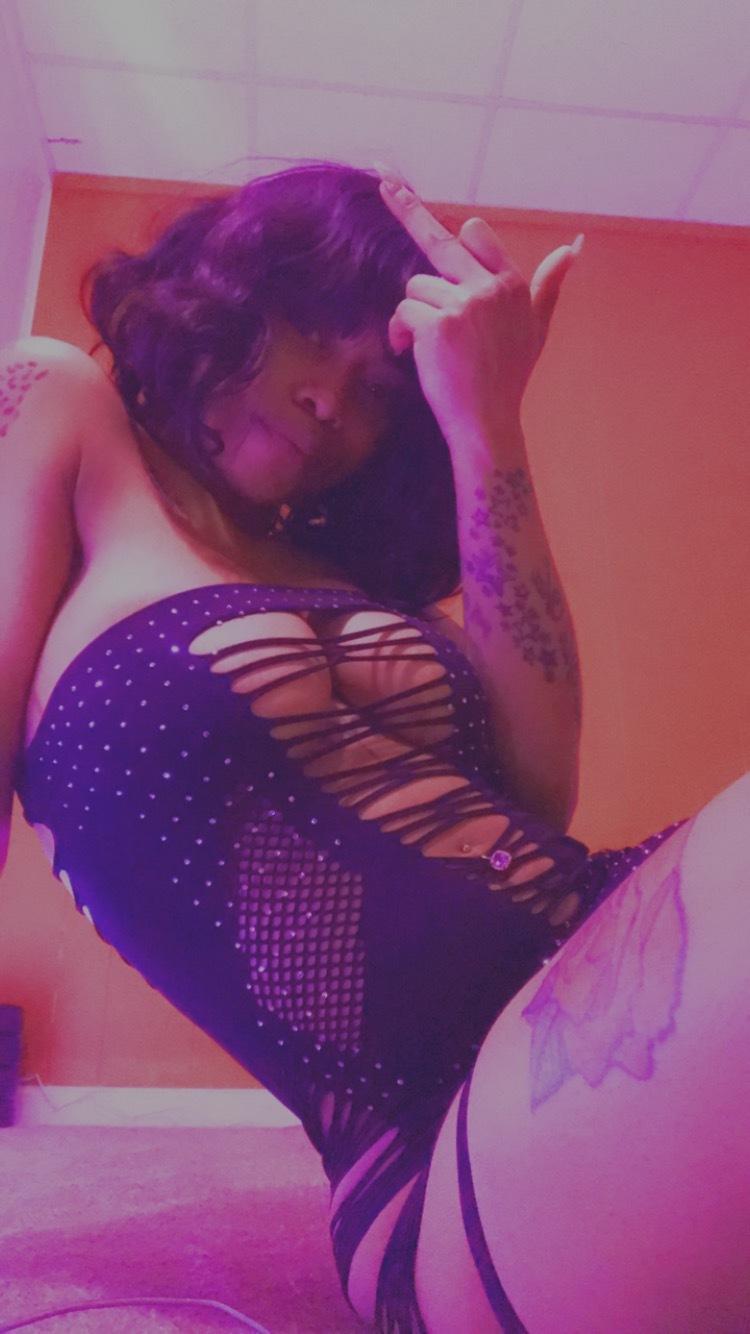 Cinnamon profile image