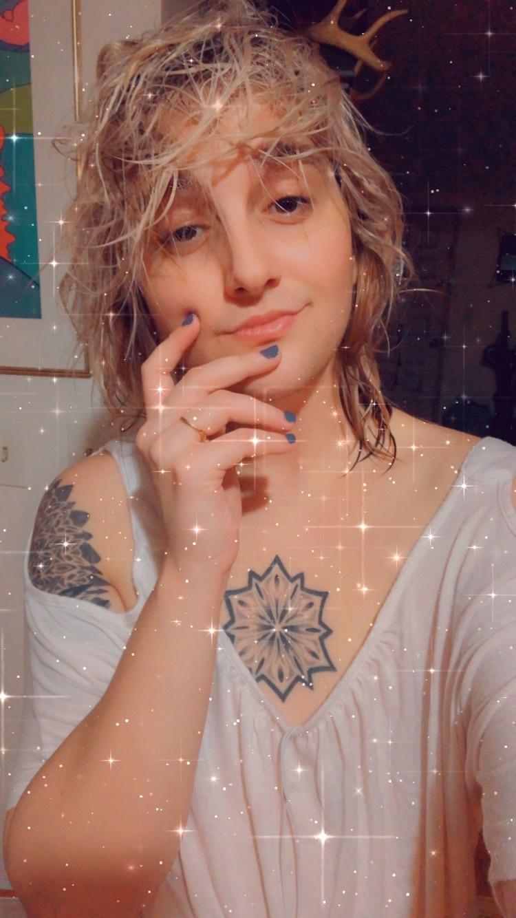 annie rose profile image