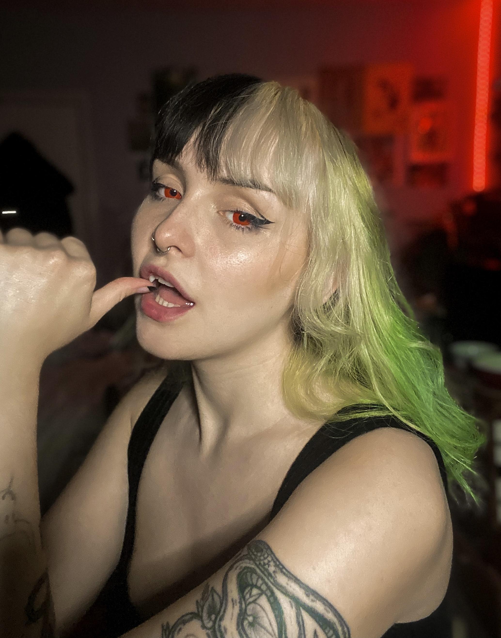 Elliot profile image