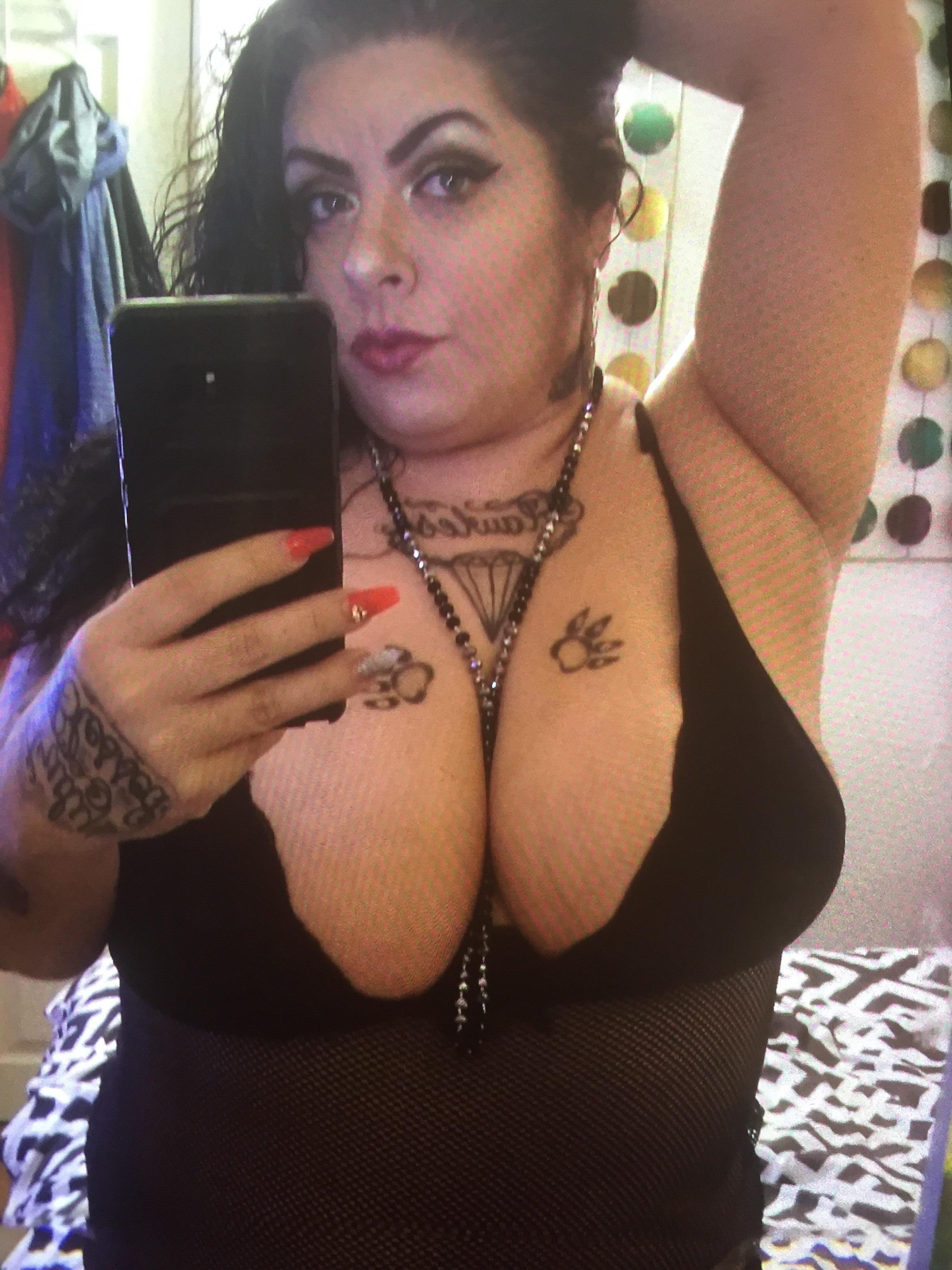 Bigtittybbw_ profile image