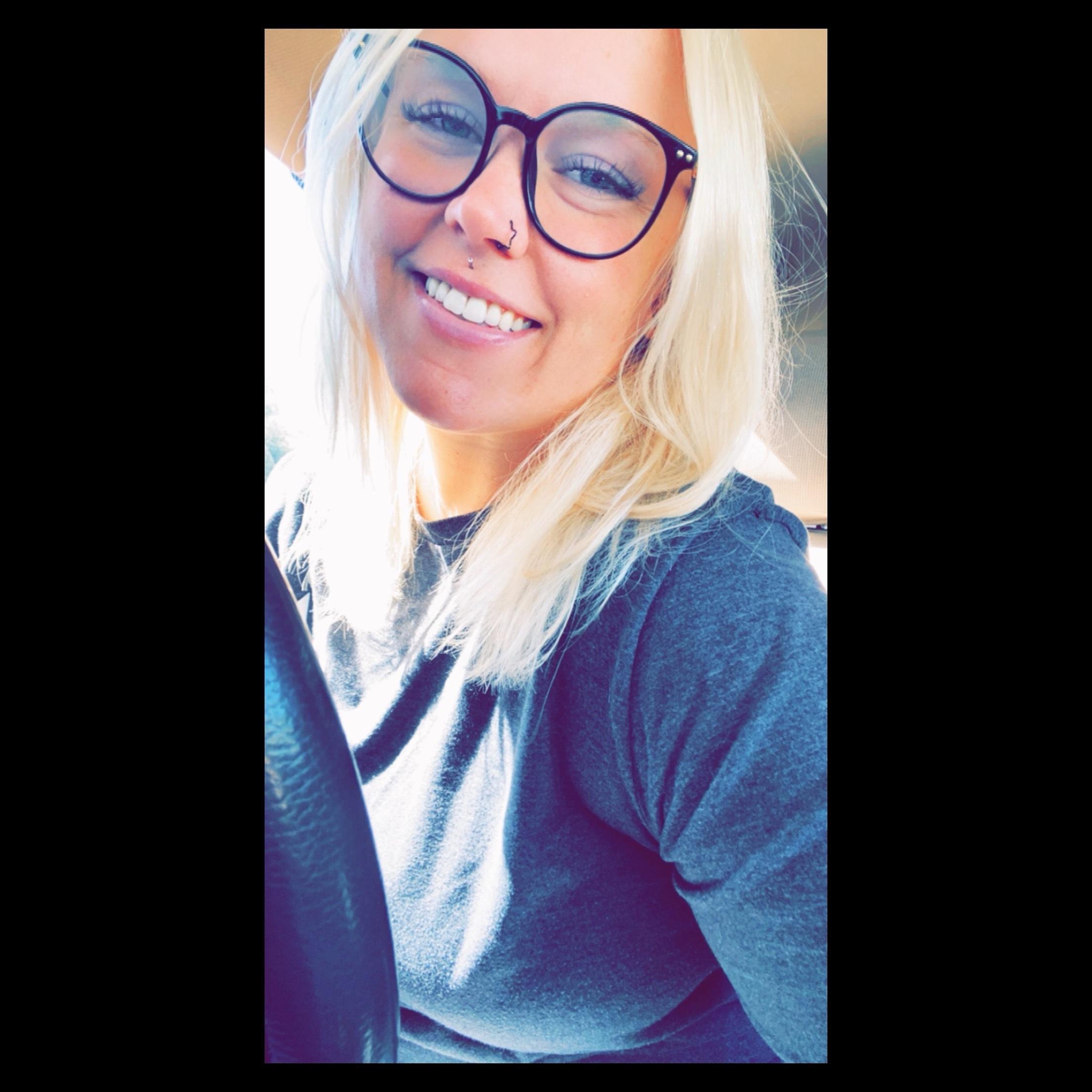 des 😋 profile image