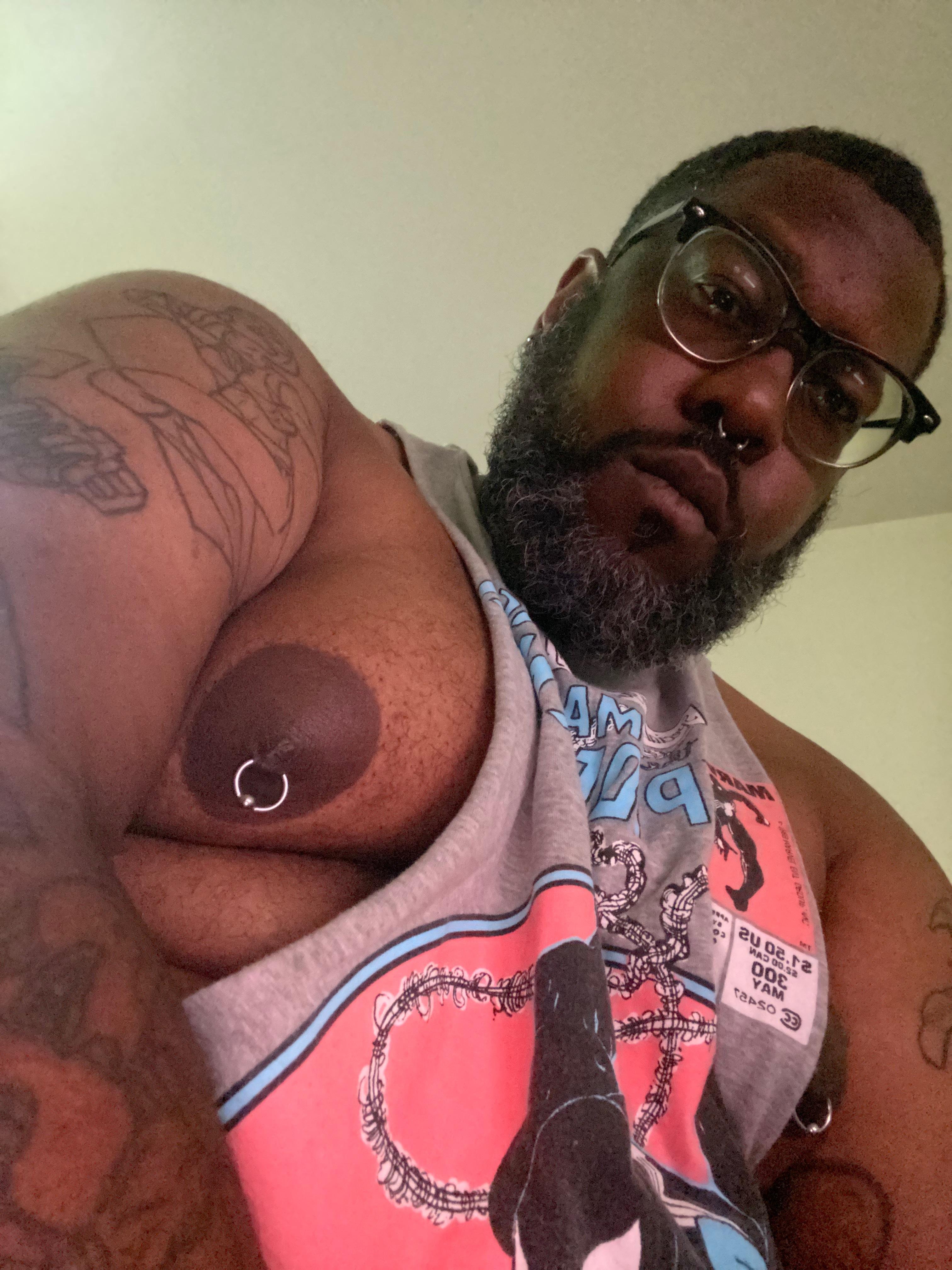 i love big butts and i cannot lie 🤷🏽‍♂️ profile image