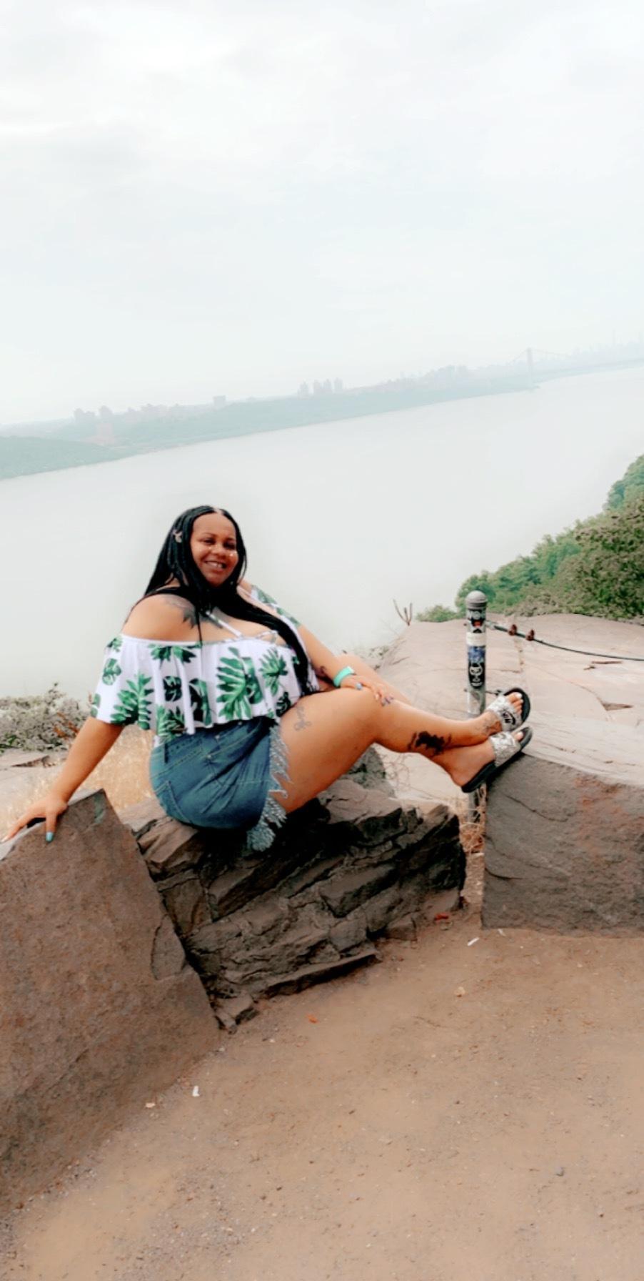 Peaches profile image