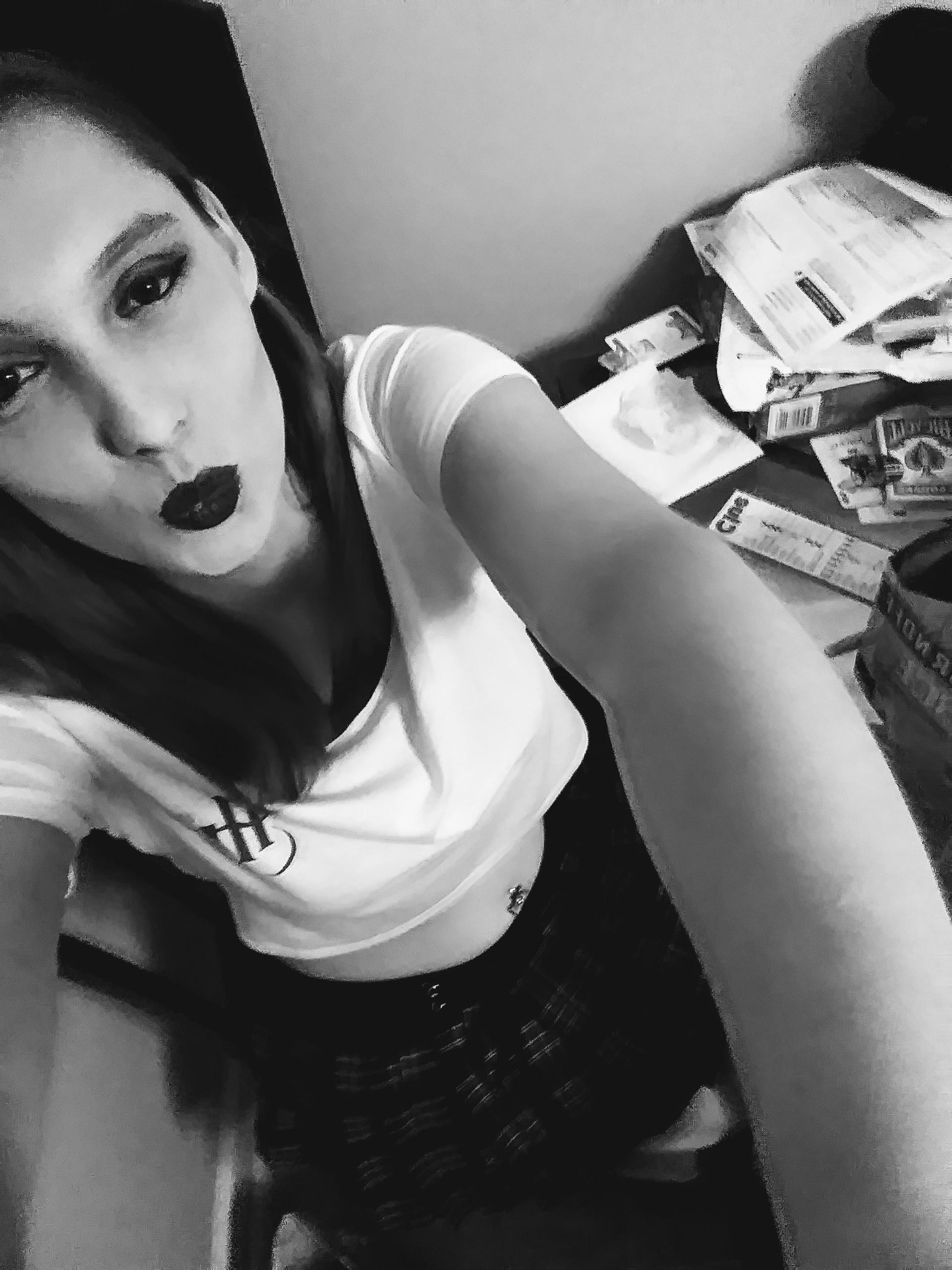 Nikki24 profile image