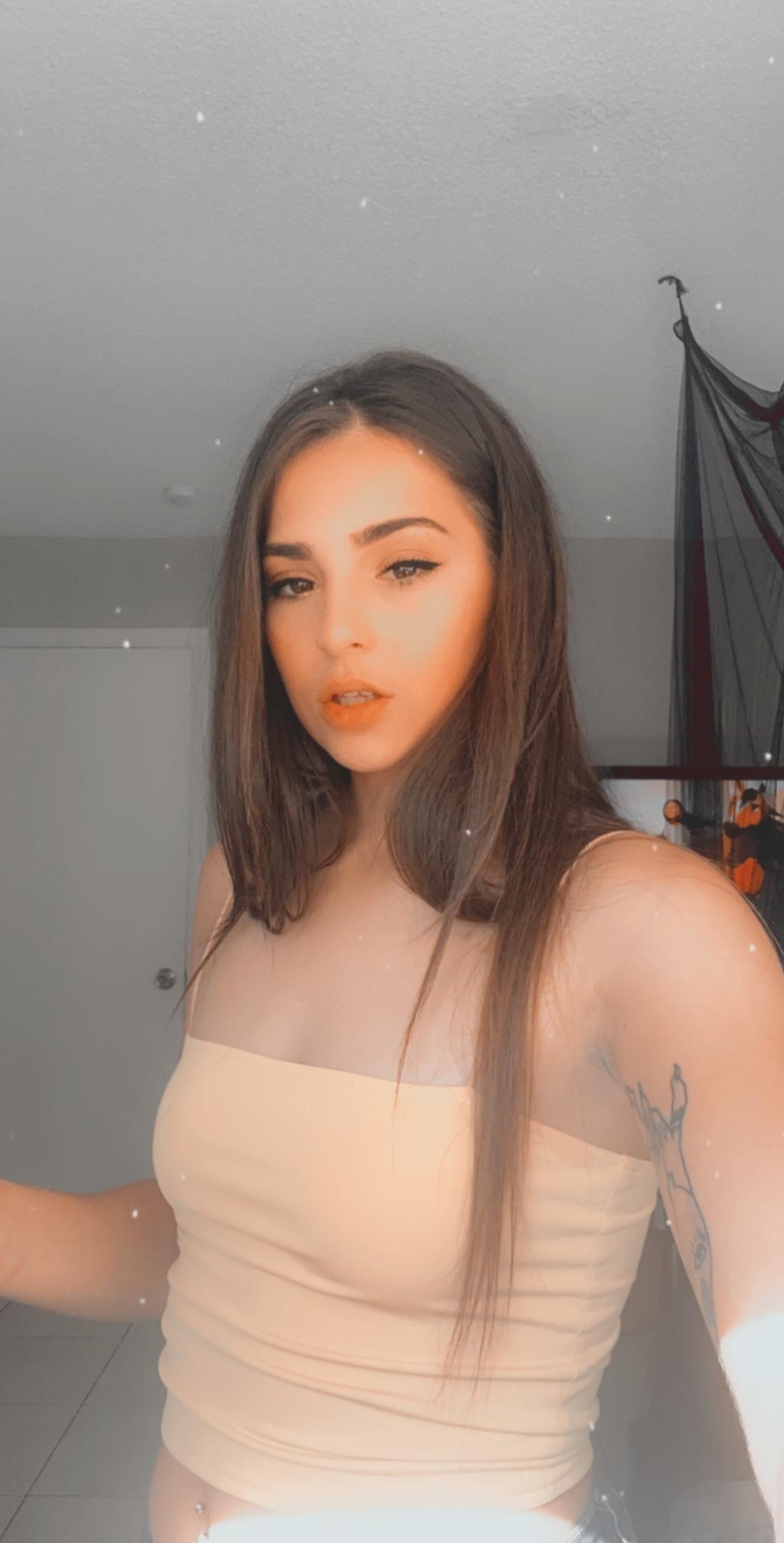 Sofie Reyez profile image