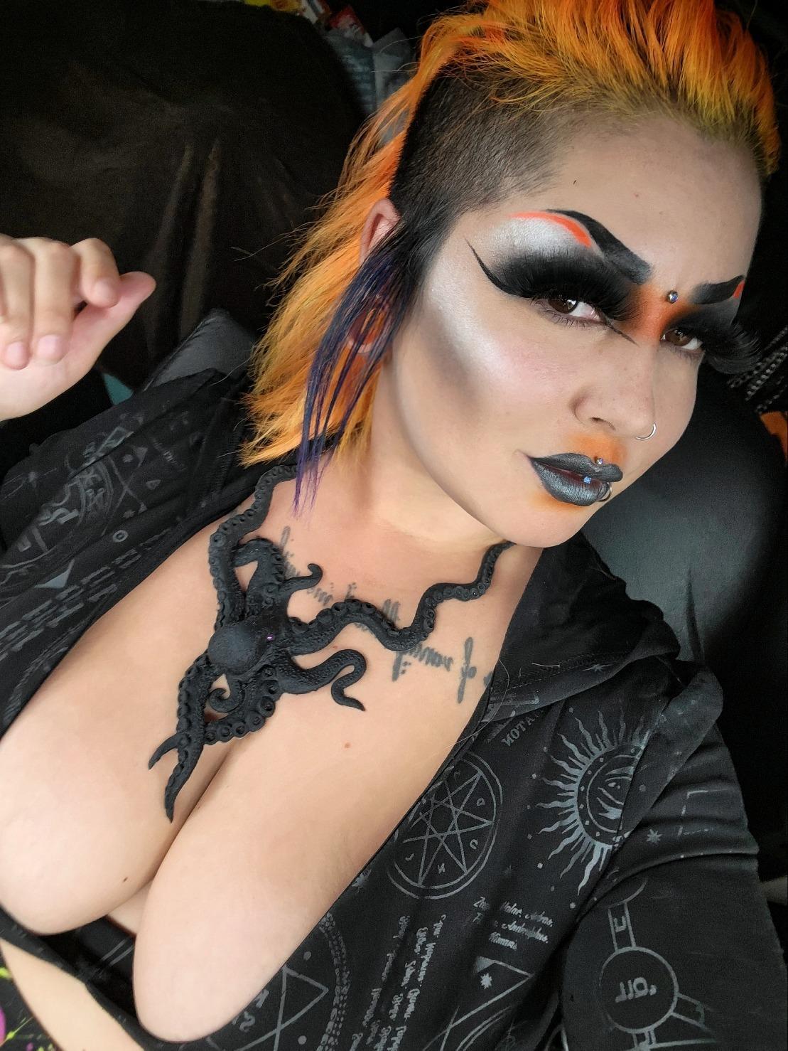 Moebot's temptation profile image