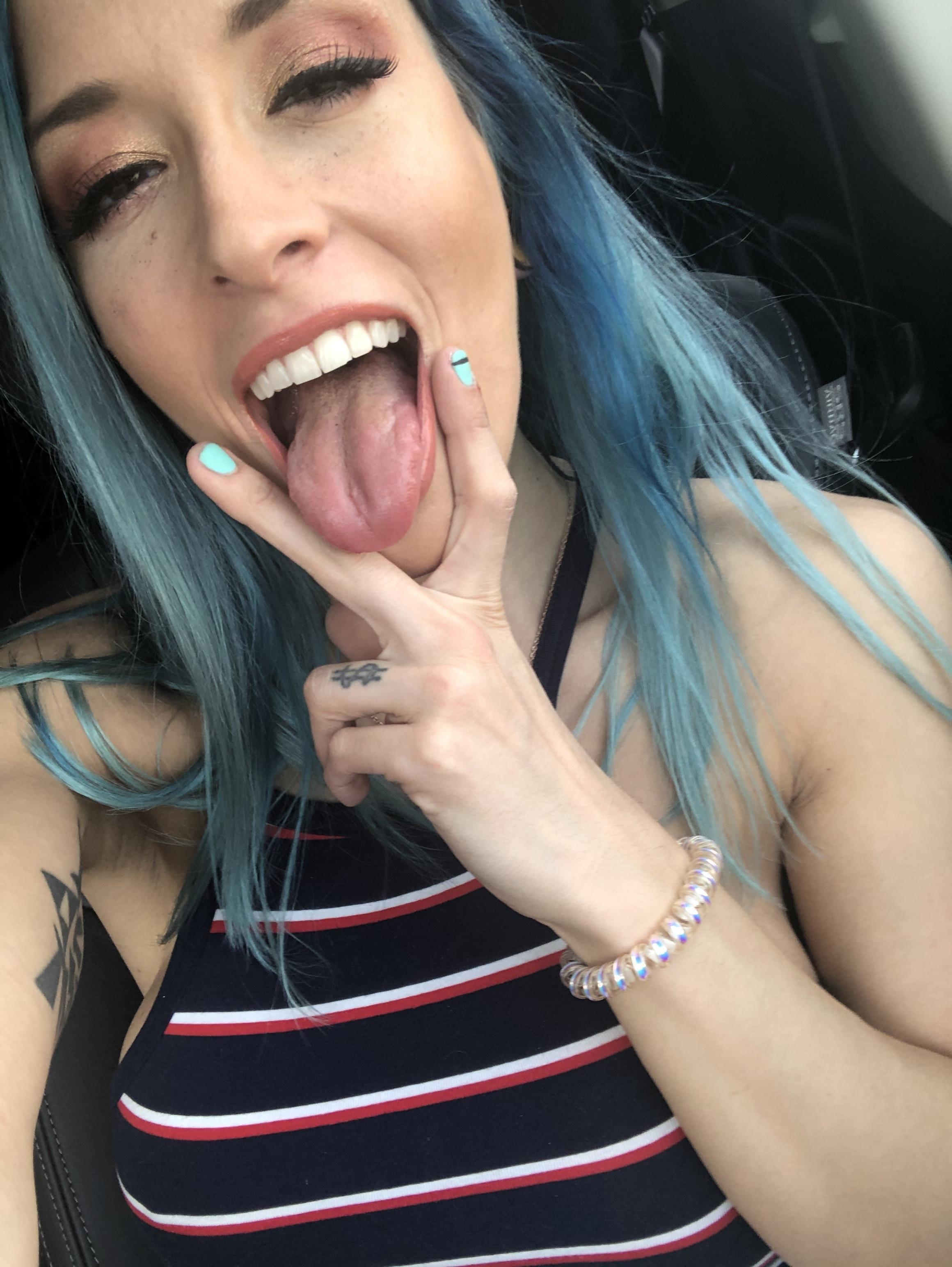 Vanessa Skye profile image