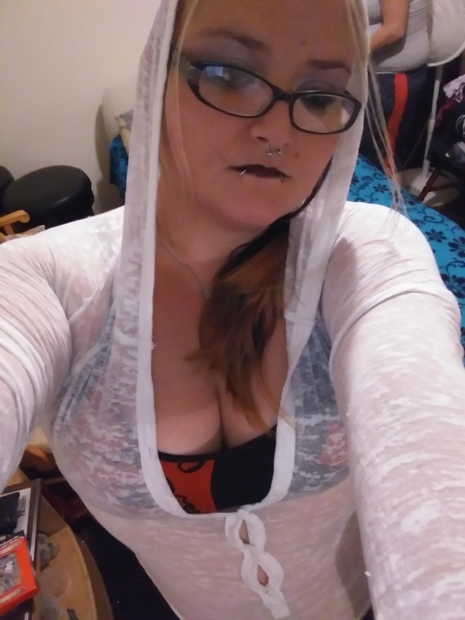 Little Luna profile image