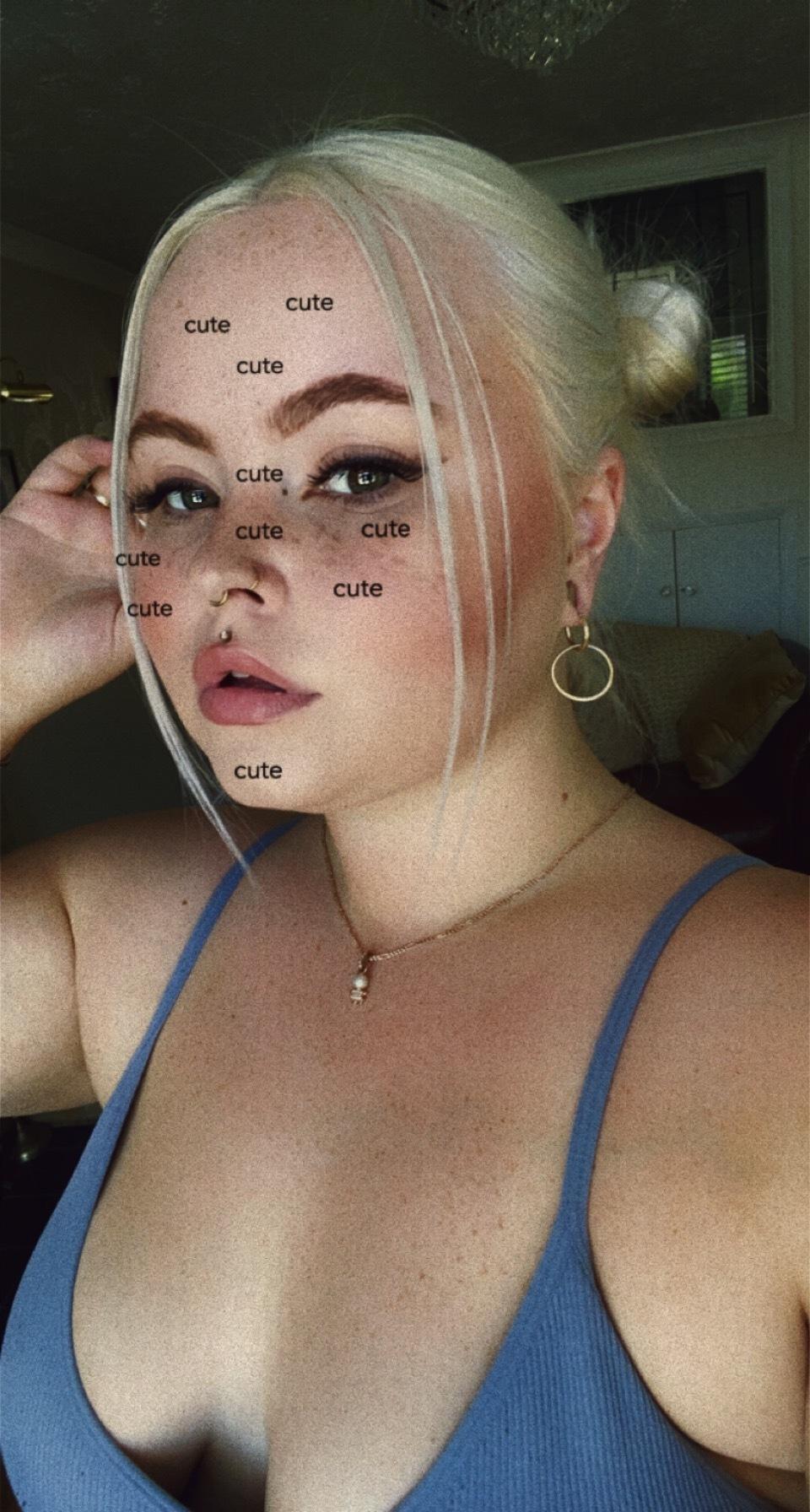 Lola foxx profile image