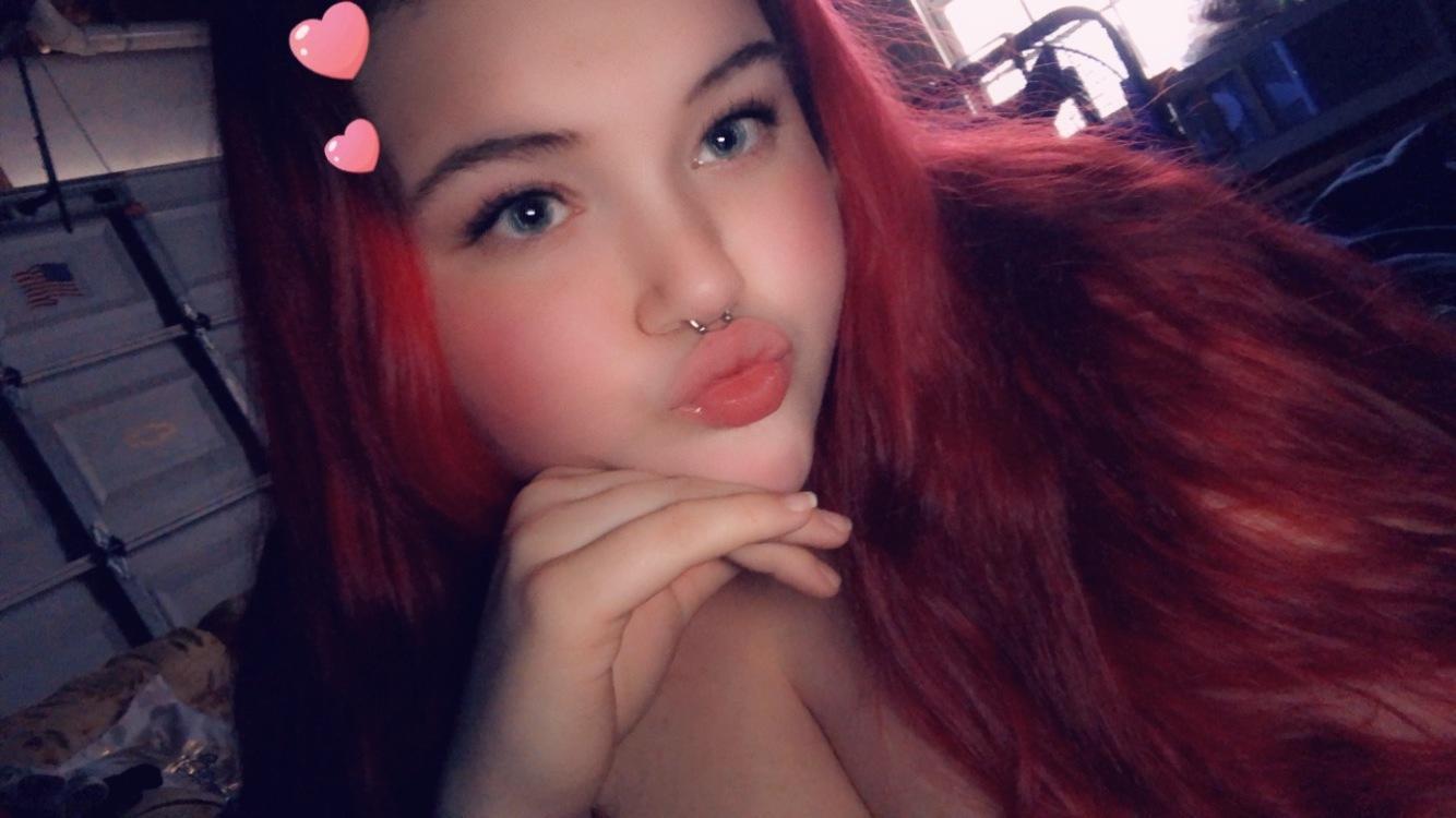 Scarlet💋 profile image