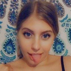 Miss Izzy profile image