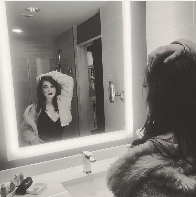 Scarlet Mae profile image