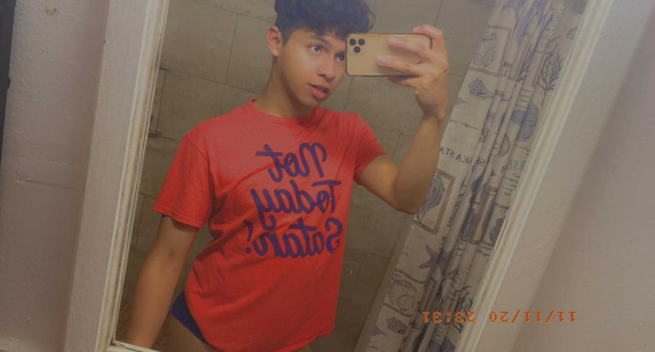 Extra Content🍒💦 profile image