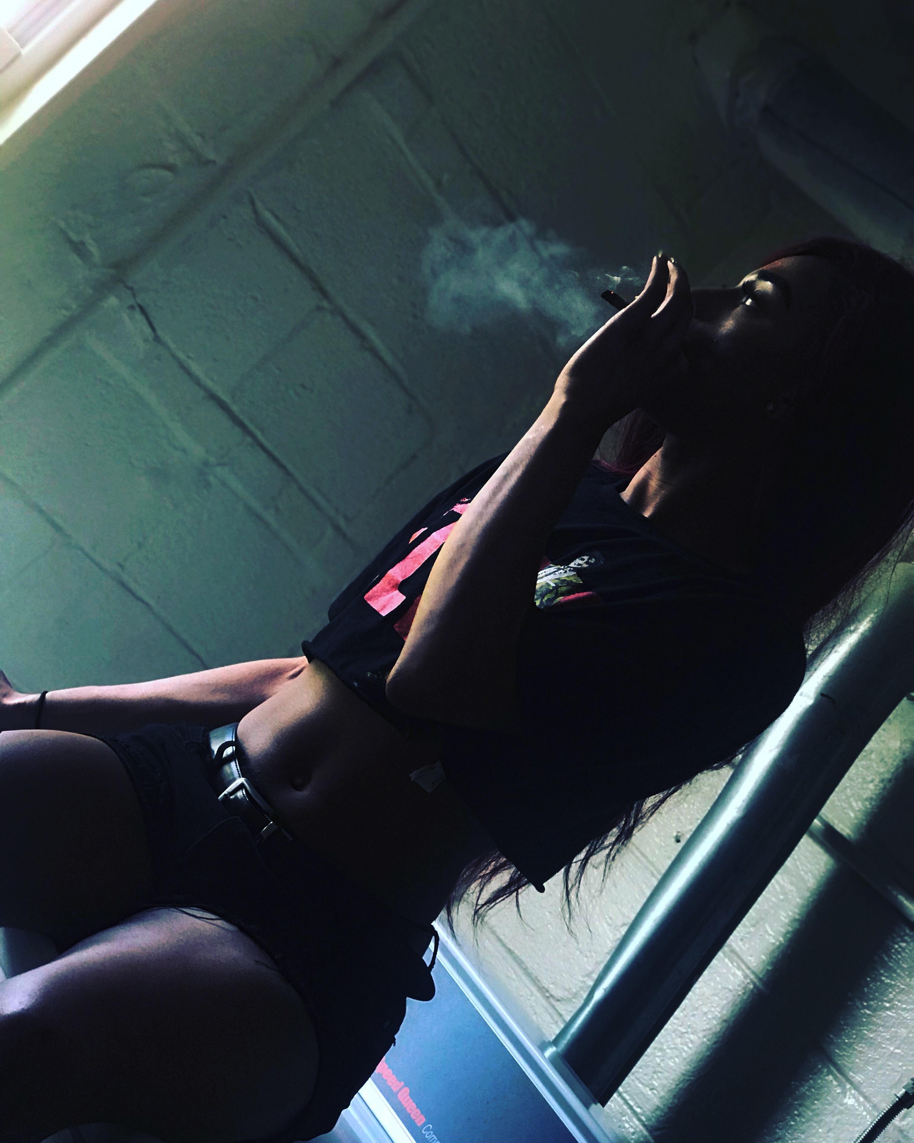 WANNA PLAY😋🤩💦💋👅 profile image