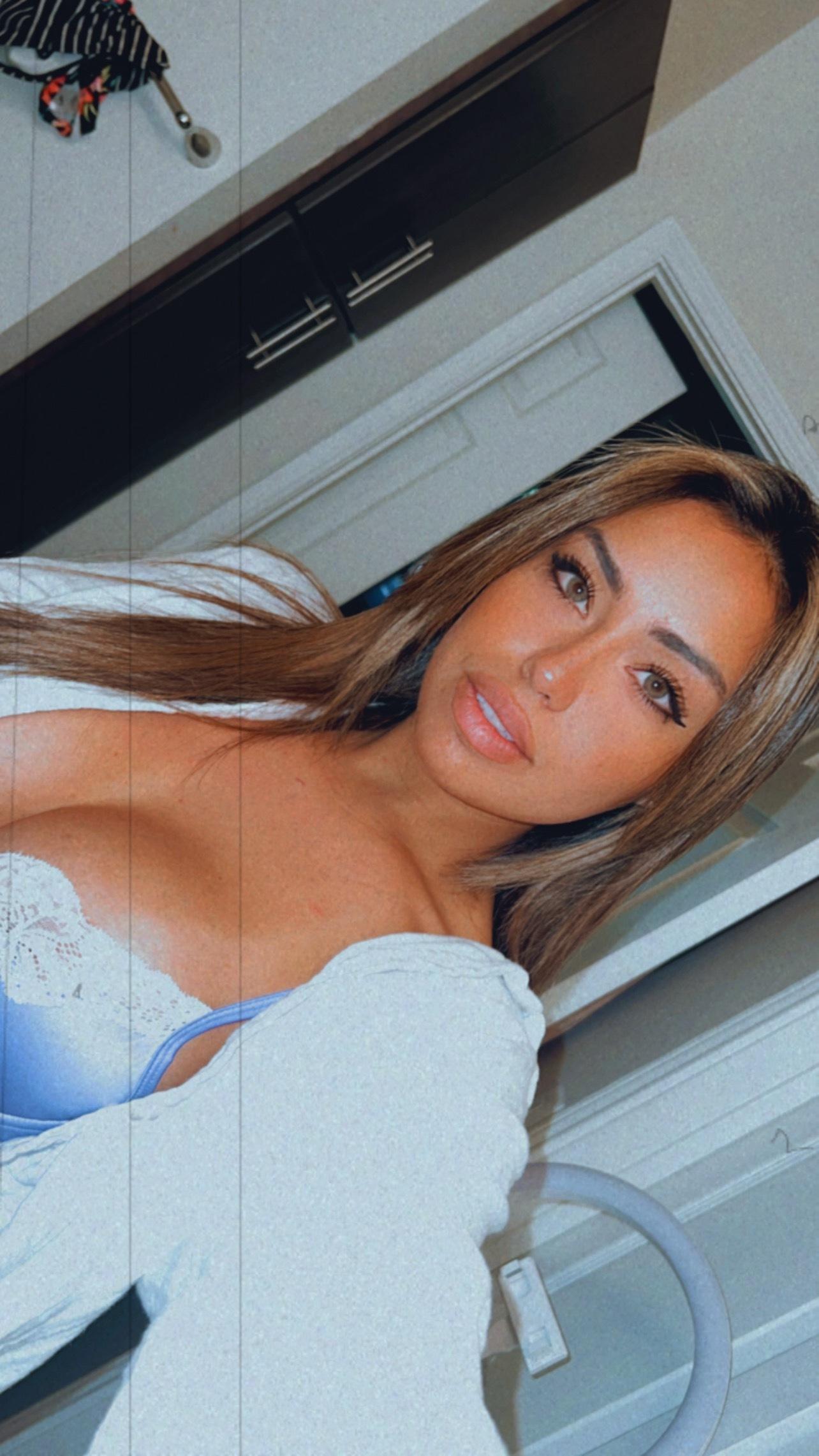 Peaches profile image