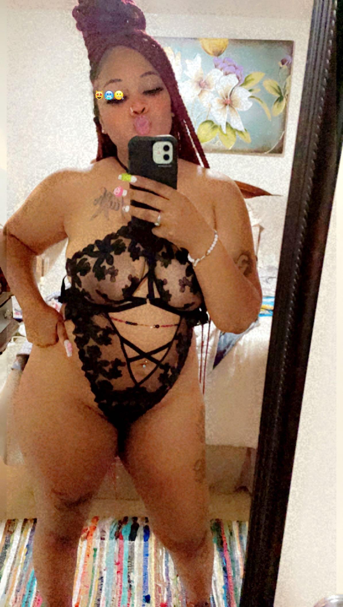 Roget Dipped In Caramel 👅 profile image