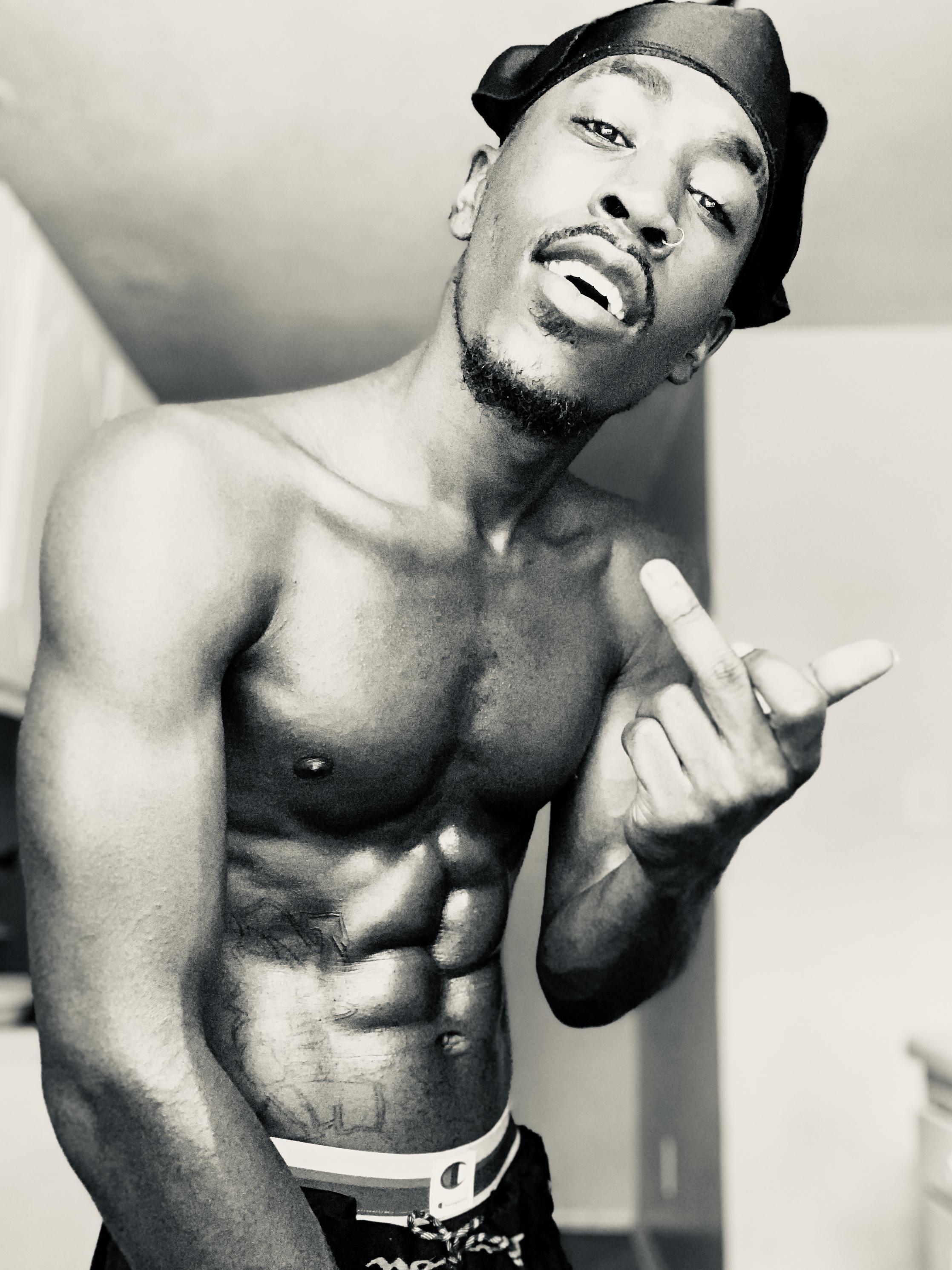 DUSSEE🥃 profile image