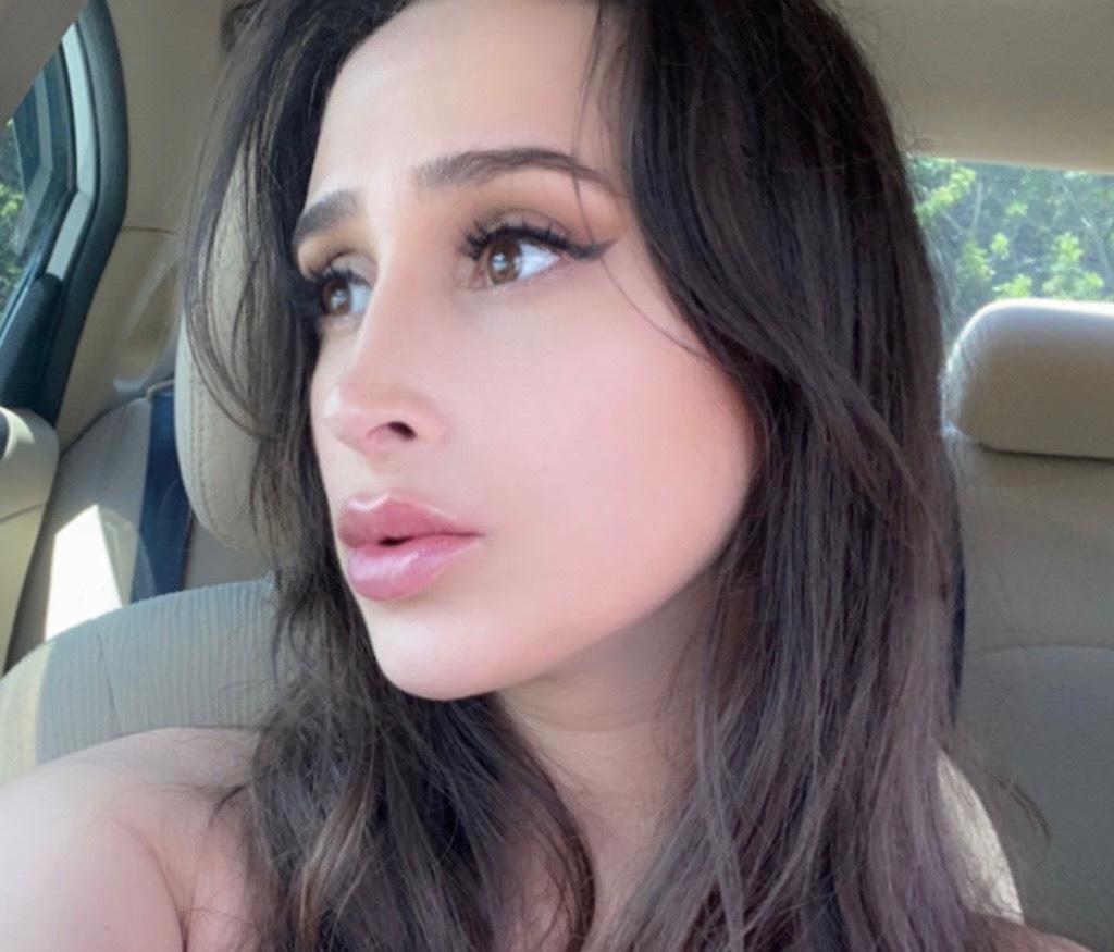 ♡  Ashley Adams ♡ profile image