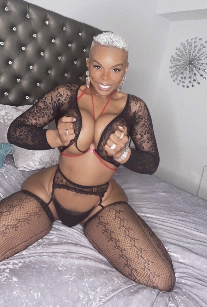 THE Real TRANS POCAHONTAS XxL profile image