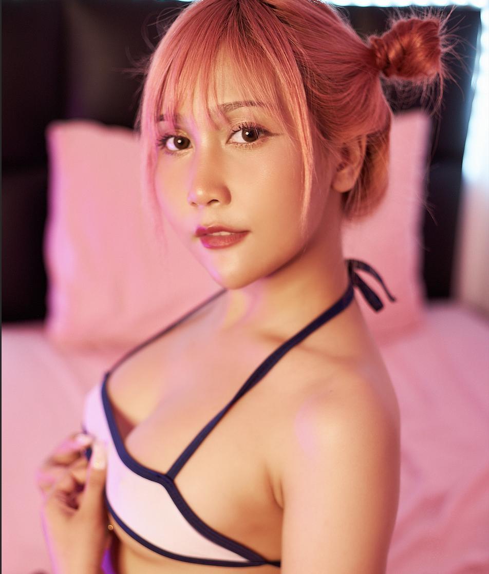 Suri ❄️ profile image