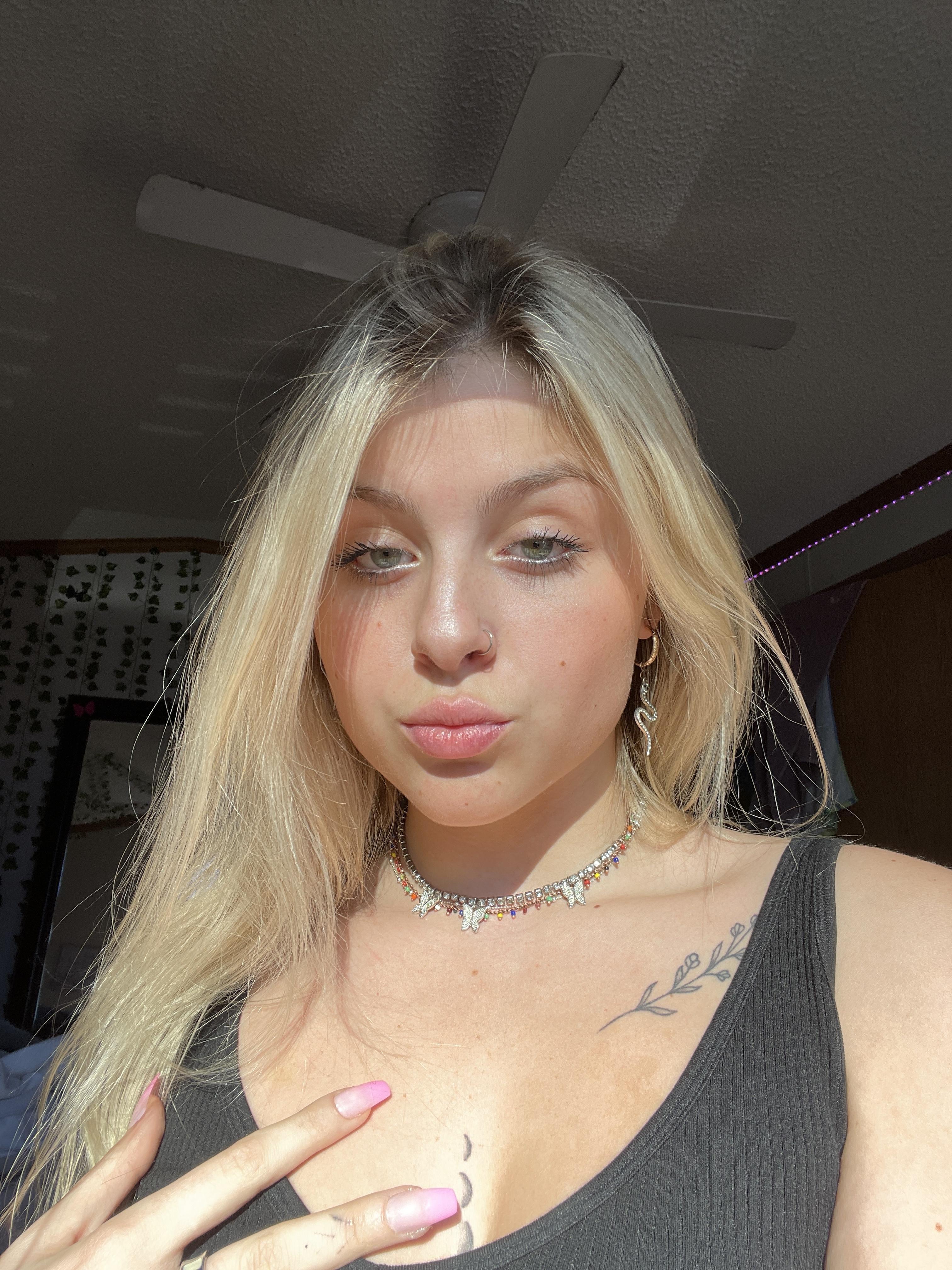 Ry💎💖 .2% profile image