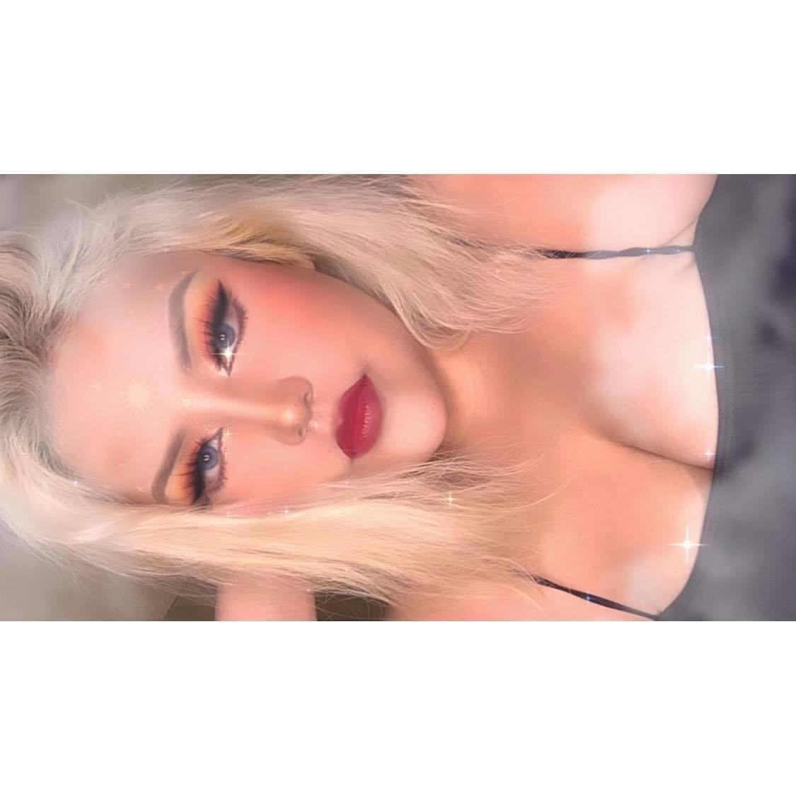 Coral ✨ profile image