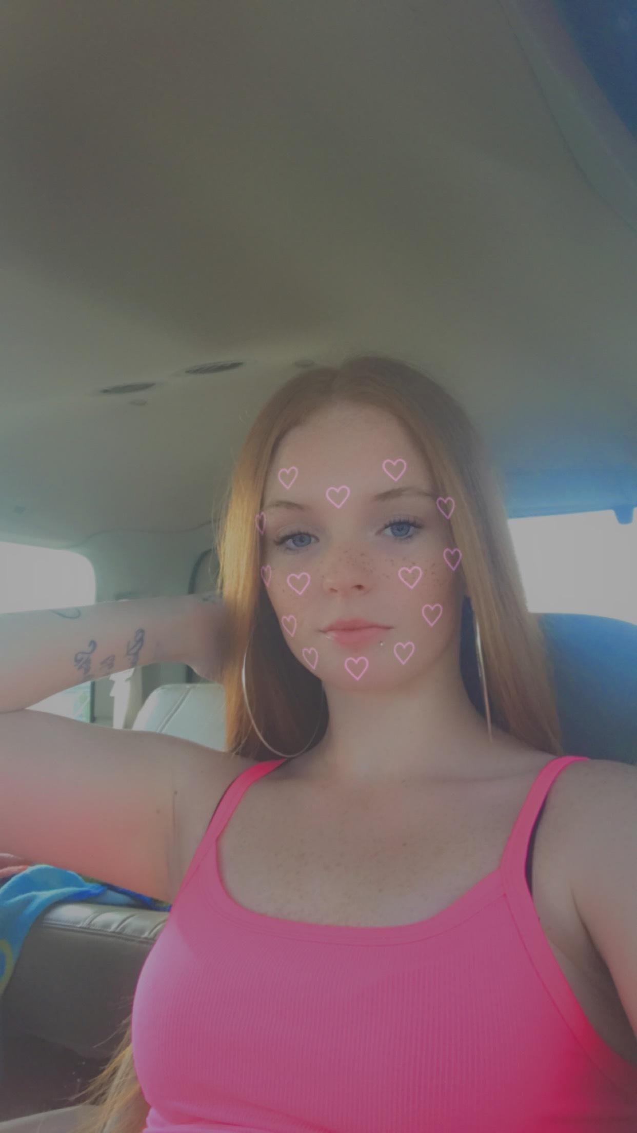 Snow red profile image