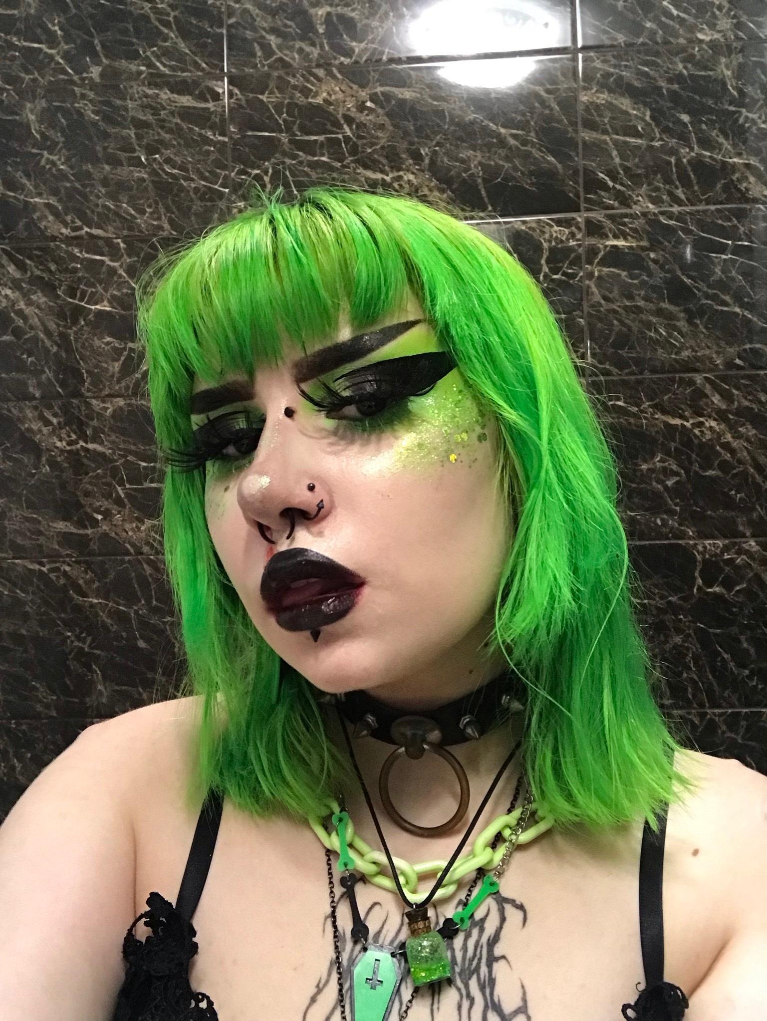 Alice Suicide profile image