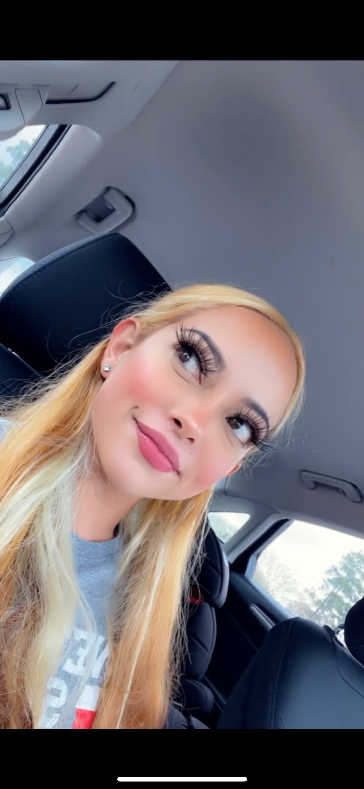 Brie_hou profile image