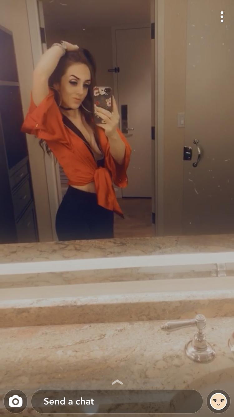 Ana_L 💋 profile image