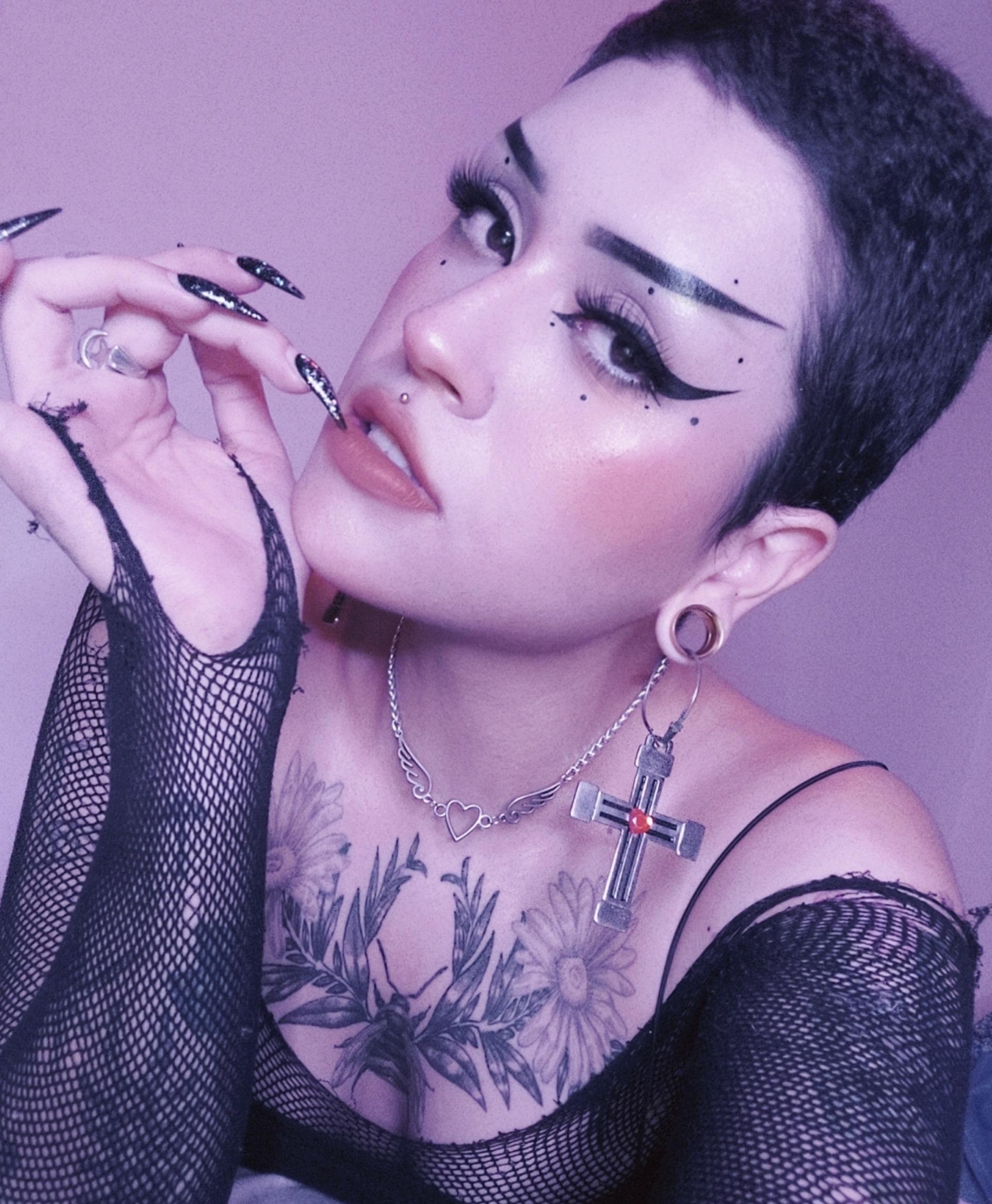 Paloma Moon🌙 profile image