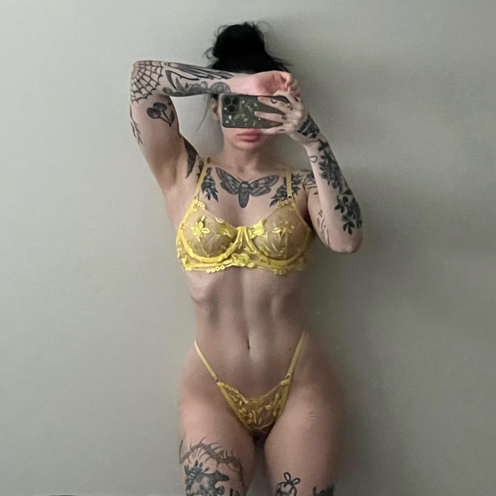 kxrlyxmxrie profile image