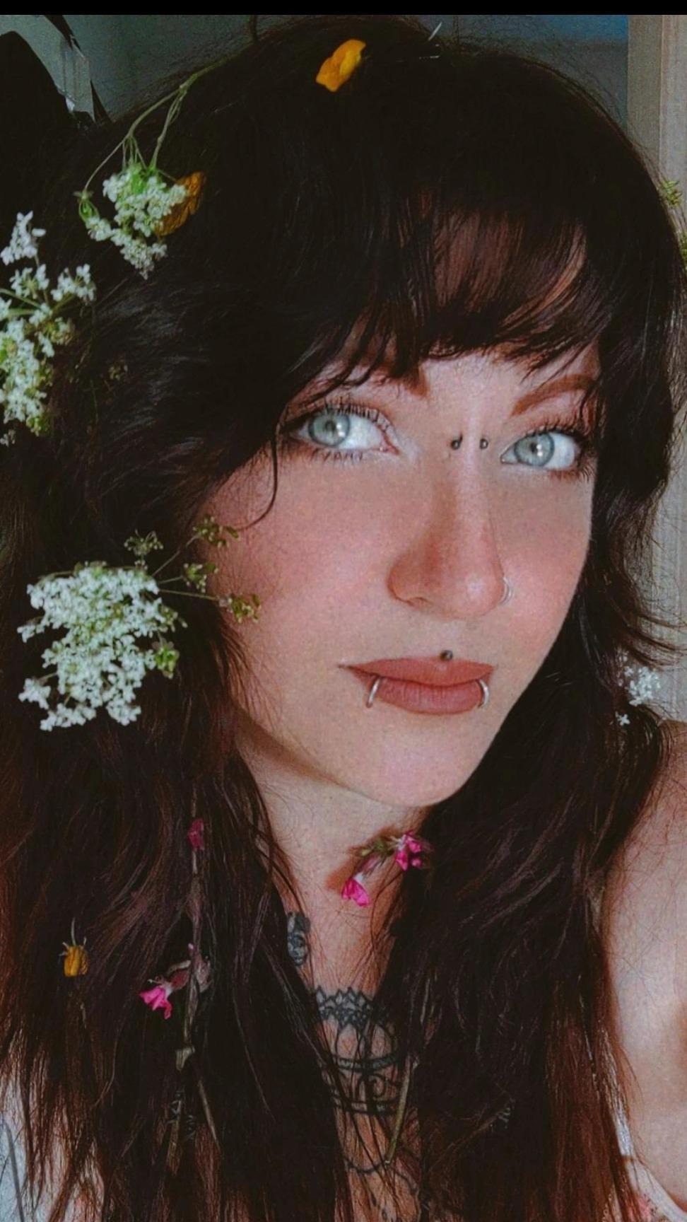 Pixie Nixx profile image