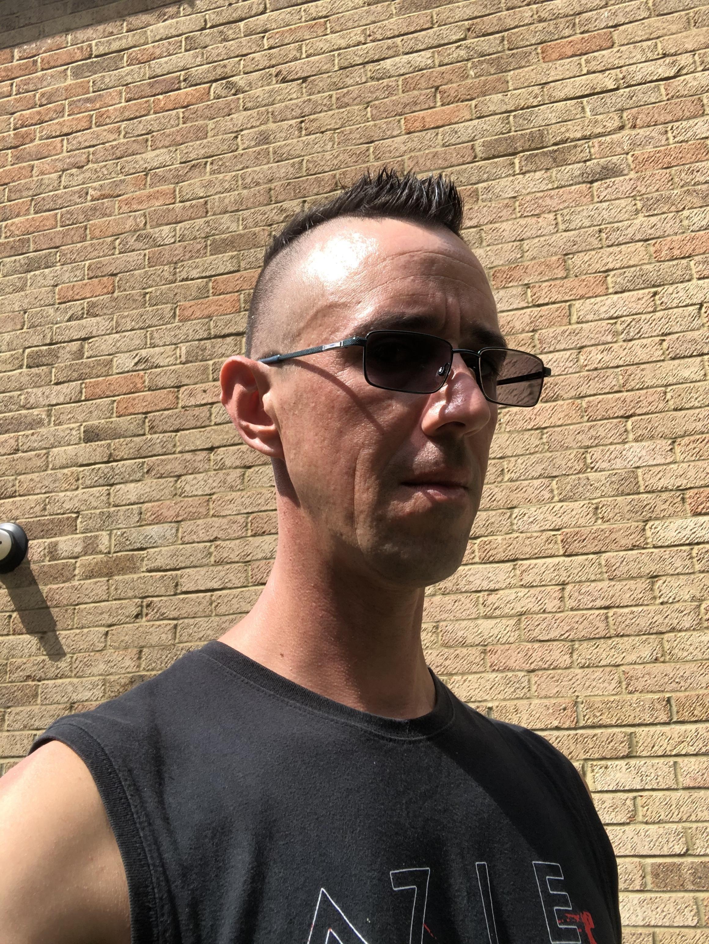 Z9k NAKED Male Ass Topless ❤️❤️❤️ profile image