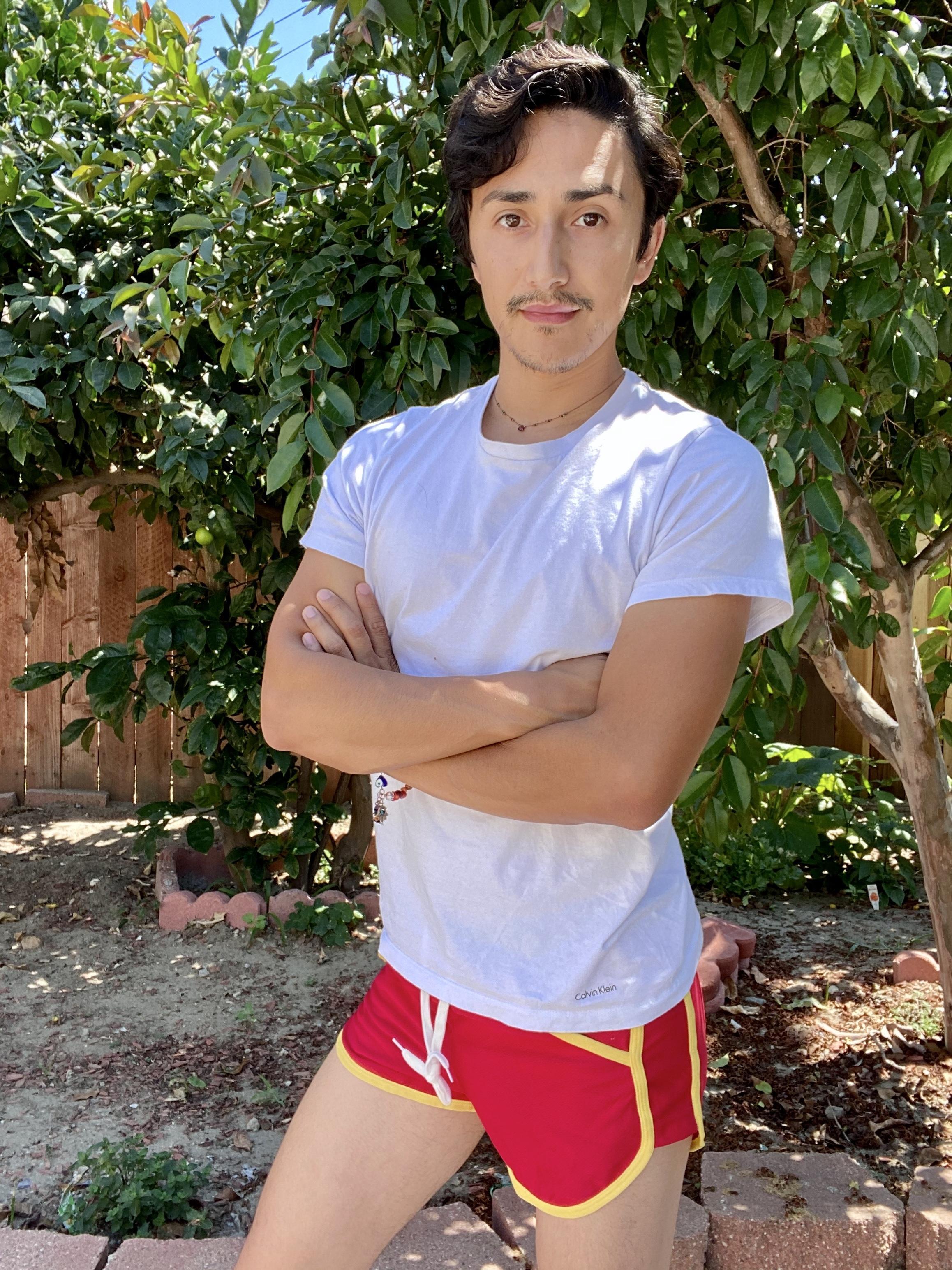 Stay inside (me) profile image