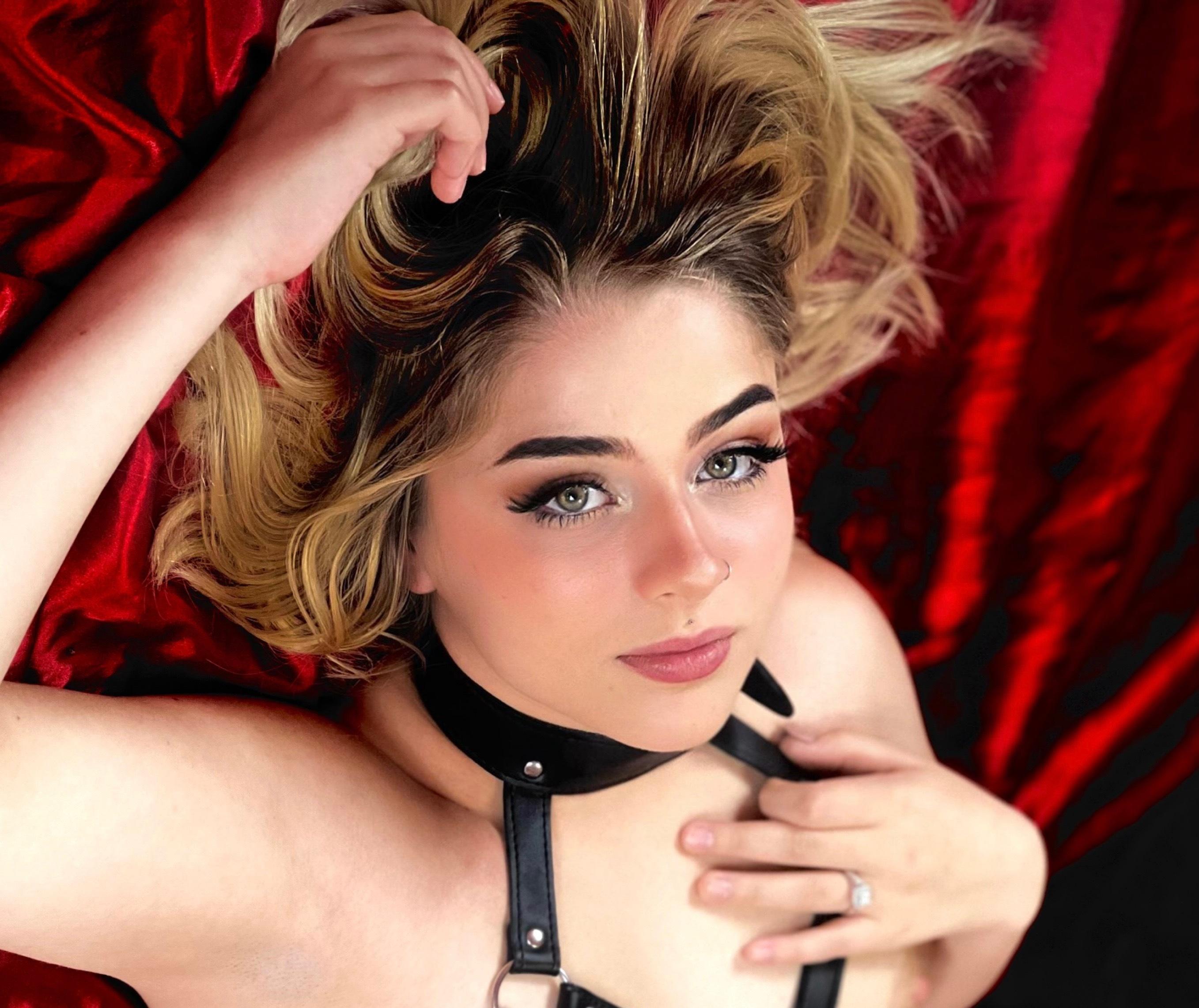 Fae Valentine profile image