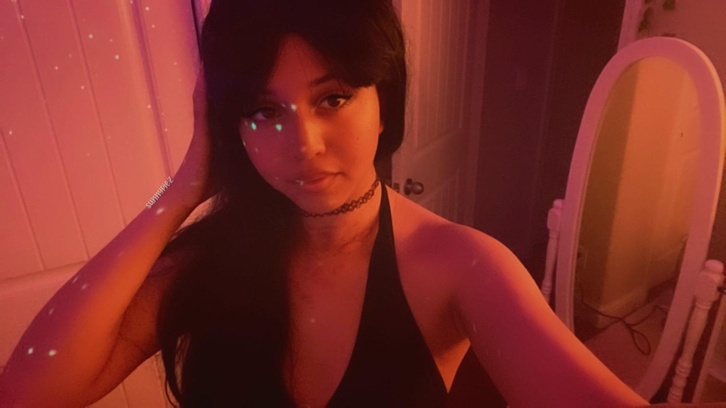 Mama Sunny | Read My Bio profile image