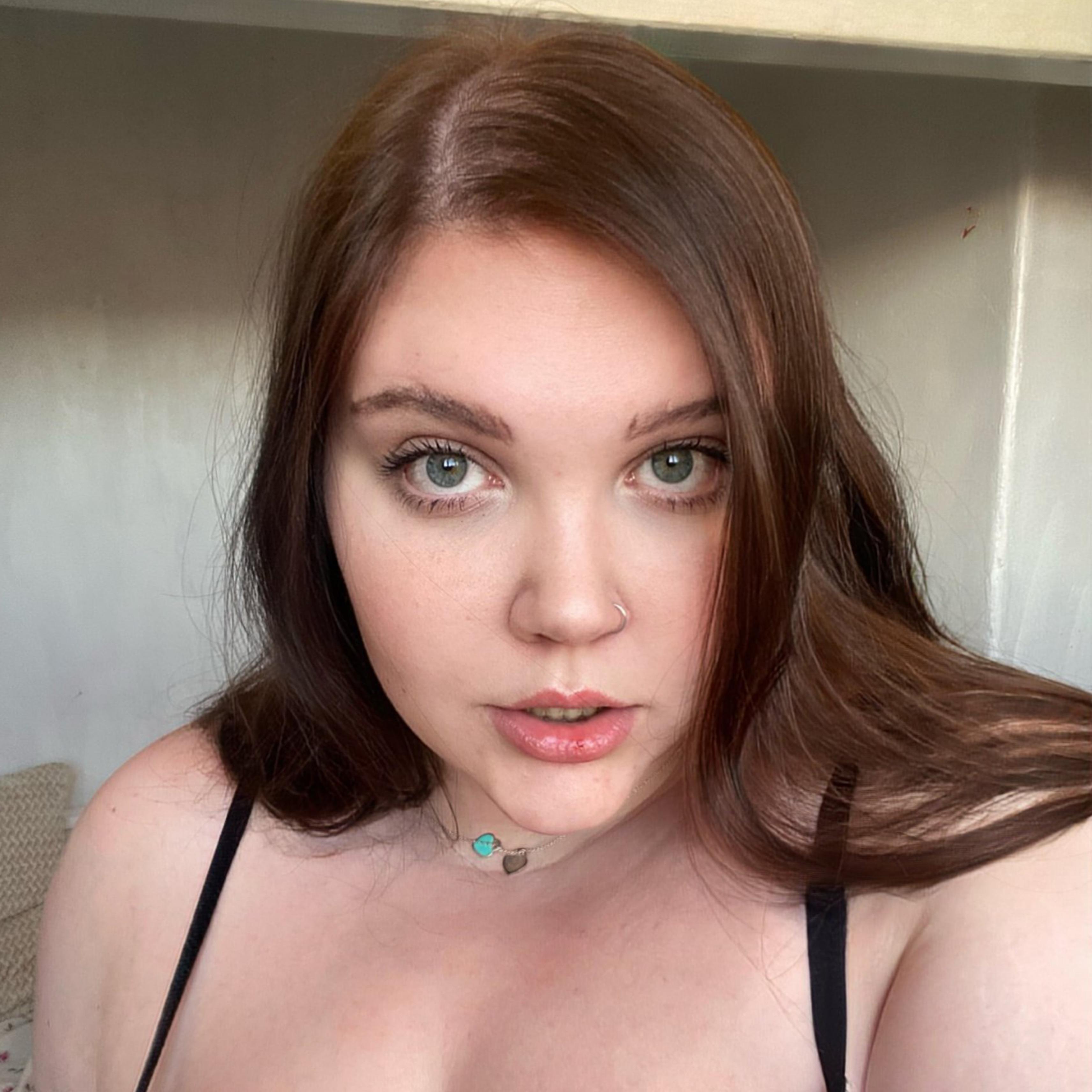 𝙋𝙞𝙥 💦 𝙀𝙭𝙩𝙧𝙖 𝙅𝙪𝙞𝙘𝙮 𝘽𝙧𝙞𝙩𝙞𝙨𝙝 𝘽𝙖𝙗𝙚 💦 profile image