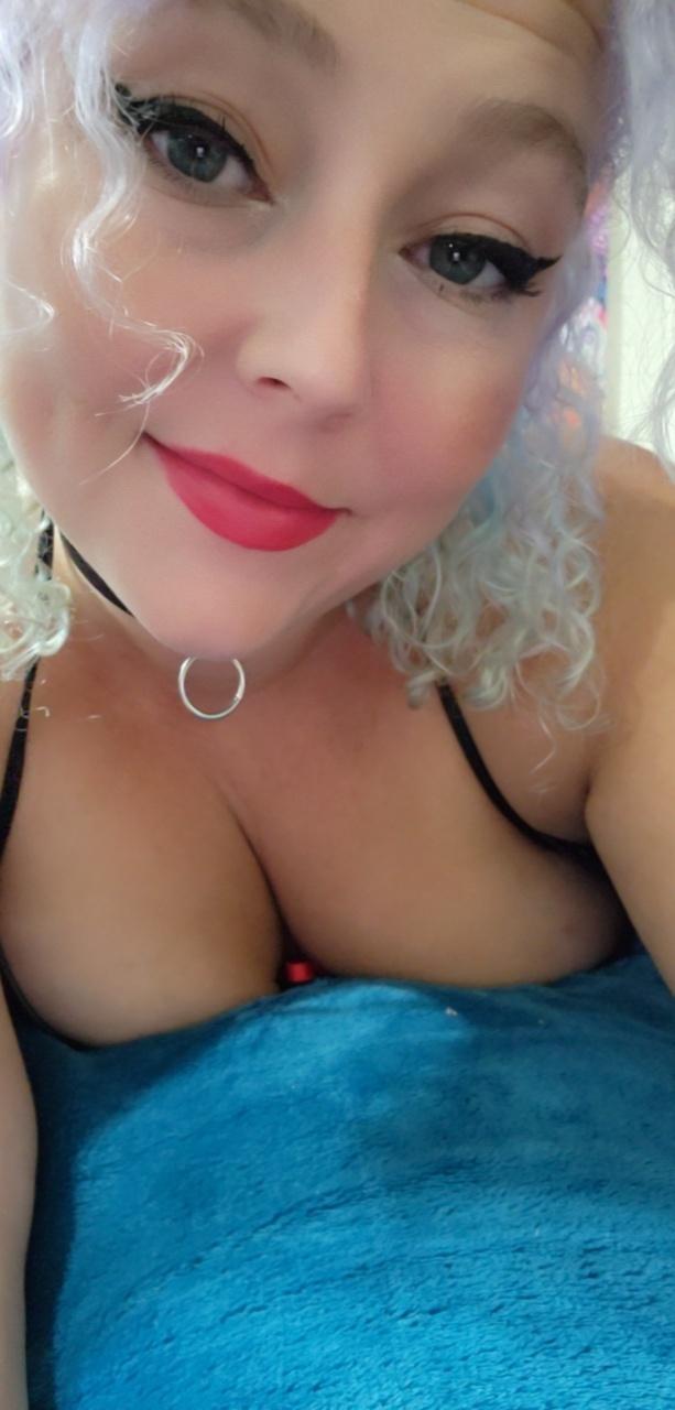 Chanel420 profile image