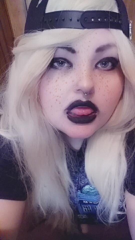 🌙🖤Chubby Goth Girlfriend🖤💦 profile image